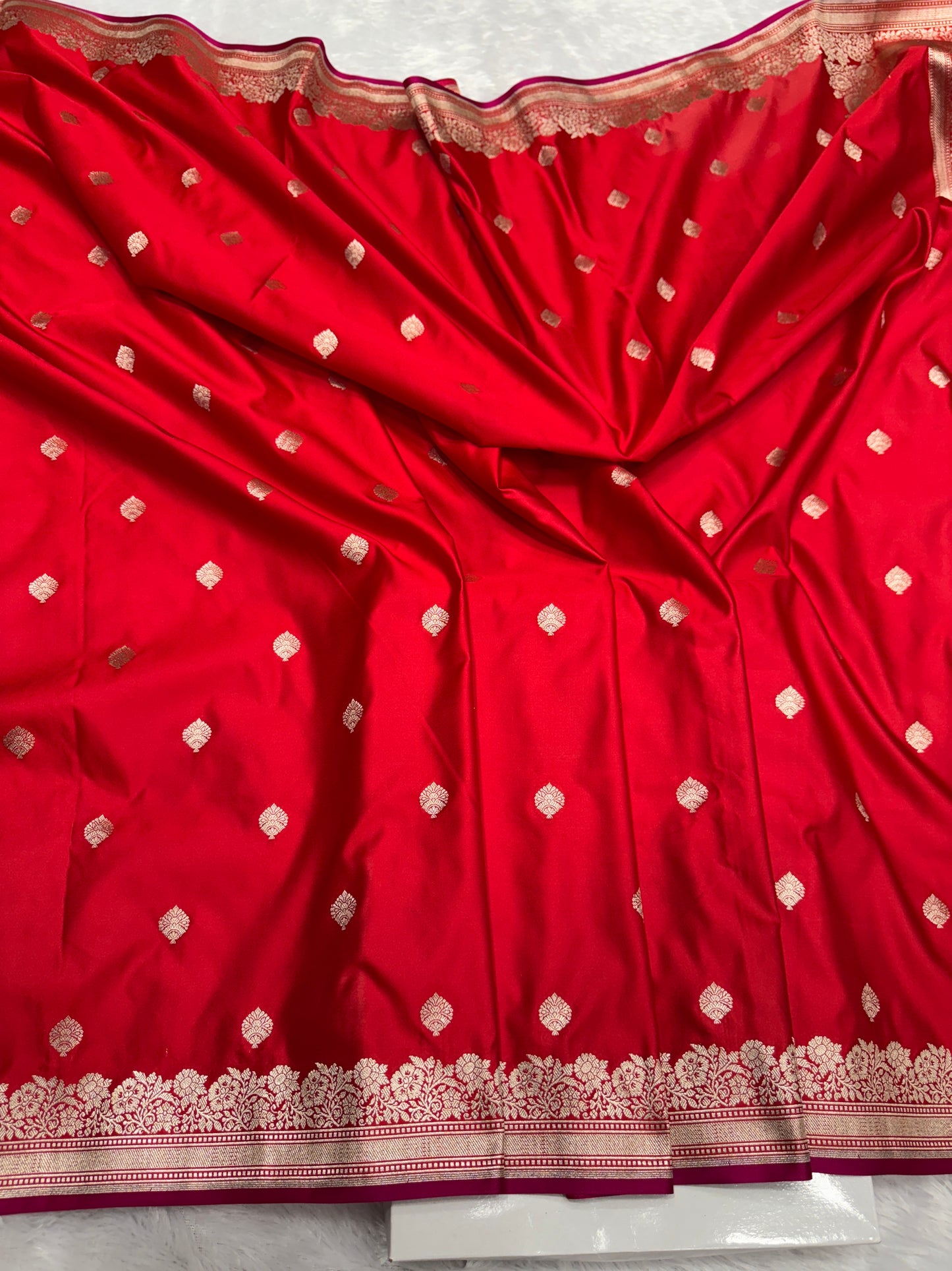 Red premium Banarasi Mashru katan silk saree MK192