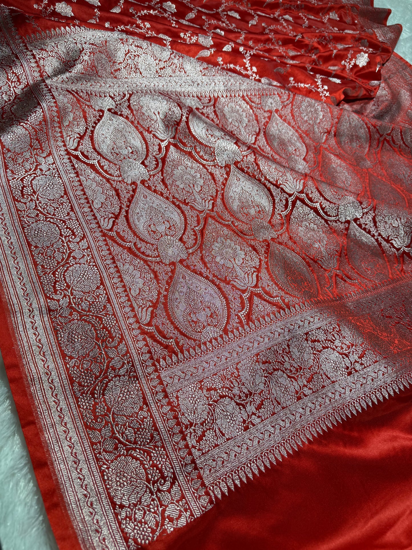 Chilli red premium Banarasi Mashru katan silk saree MK205
