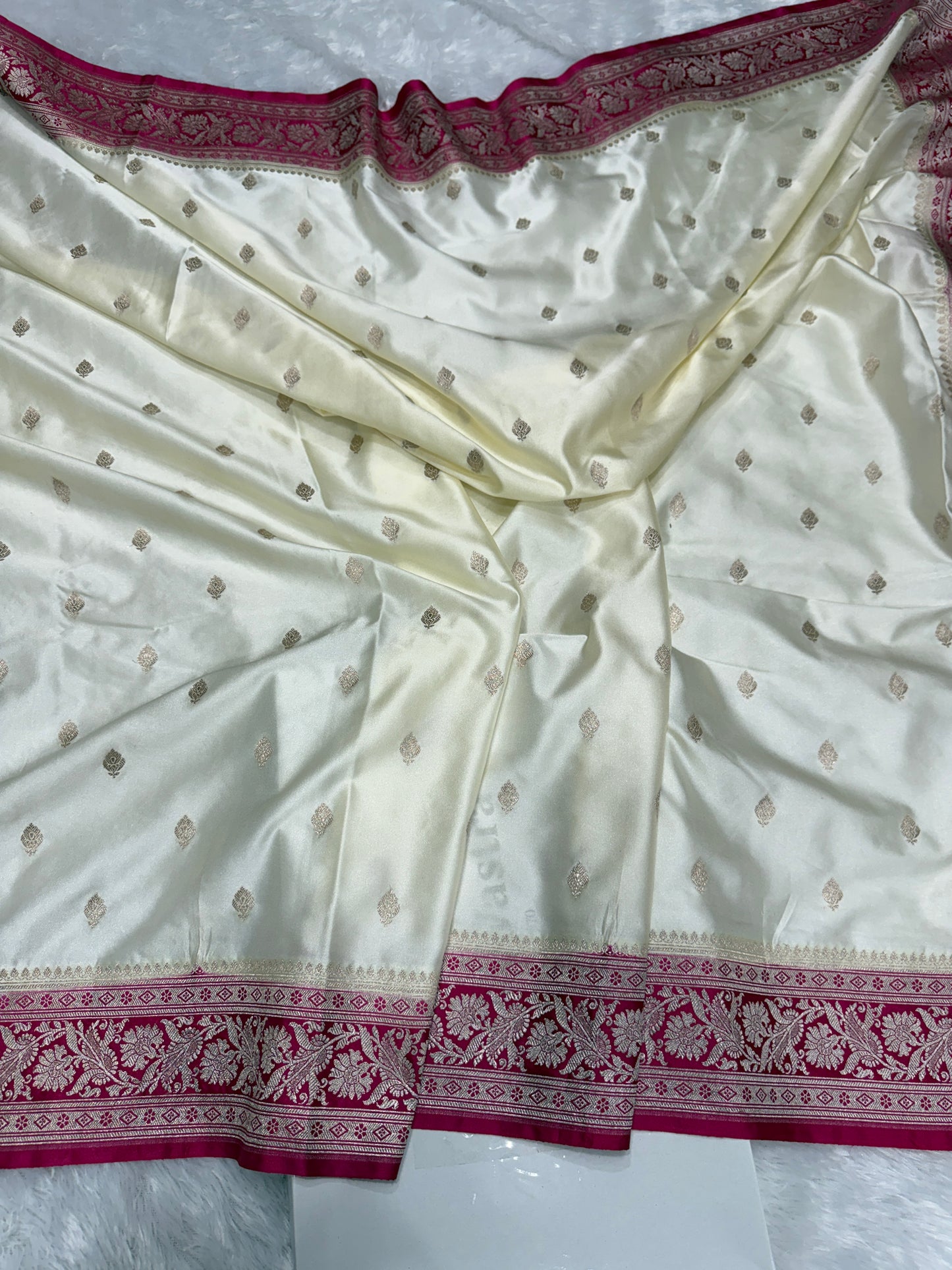 Premium contrast Banarasi Mashru Karan silk saree MK182