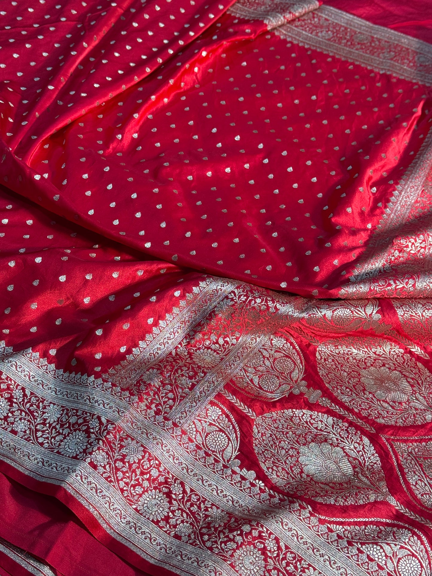 Chilli red Banarasi Mashru katan silk saree MK159