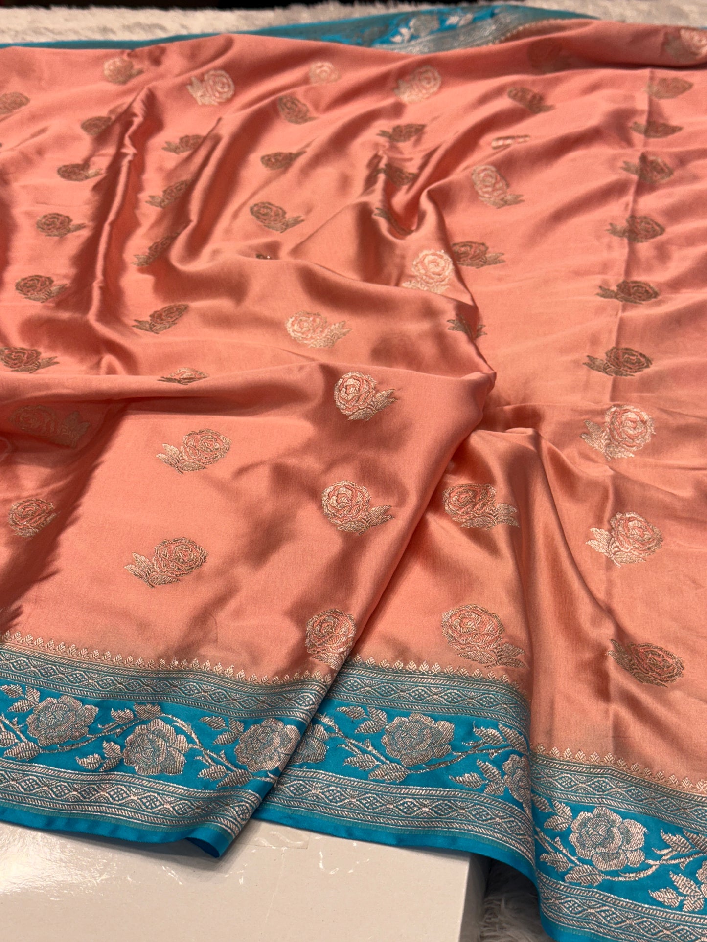 Premium Banarasi contrast Banarasi Mashru katan silk saree MK183