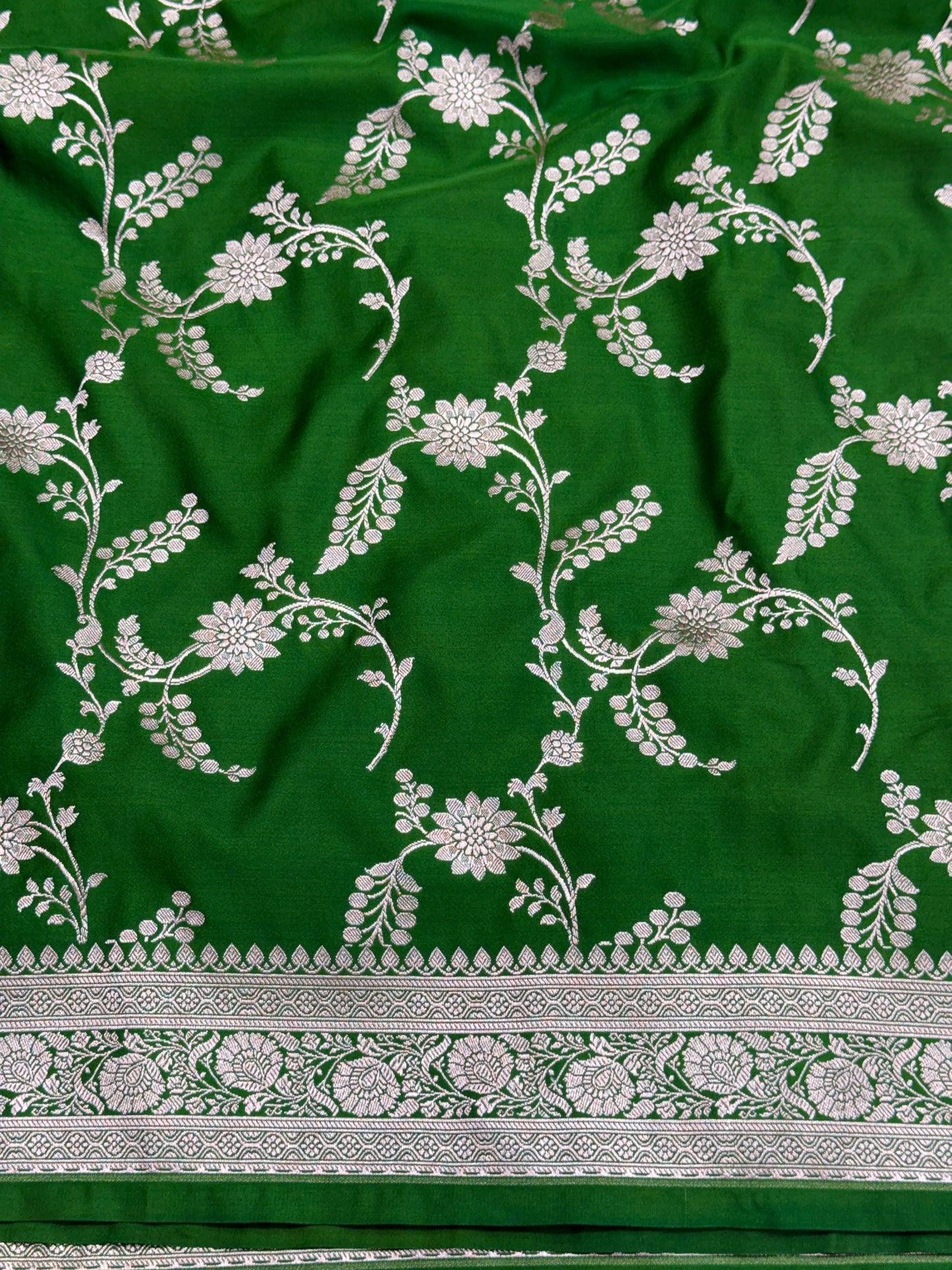 Green premium Banarasi Mashru katan silk saree MK180