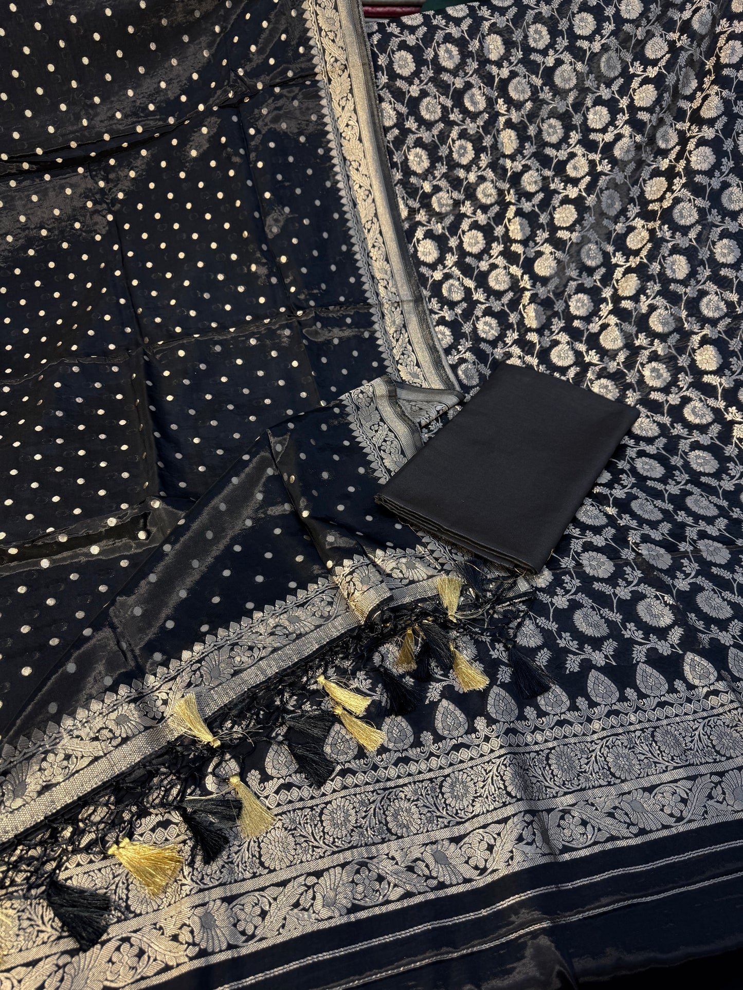 Banarasi katan suit with golden ZARI weaving KS102