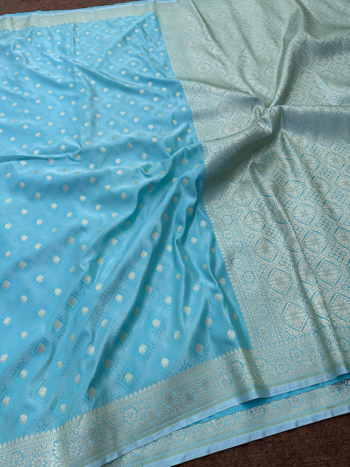 Banarasi mashru katan silk saree. MK105