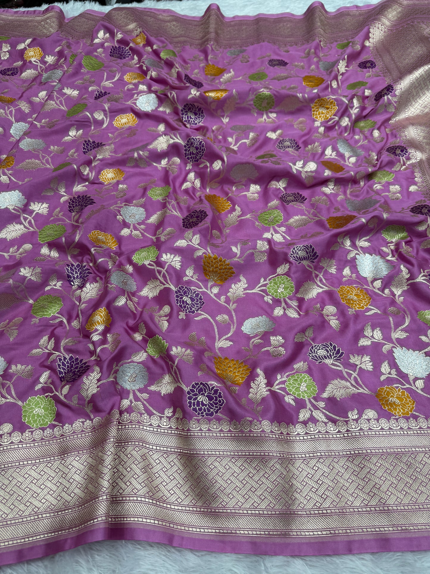 Premium Banarasi tilfi Mashru katan silk saree MK194