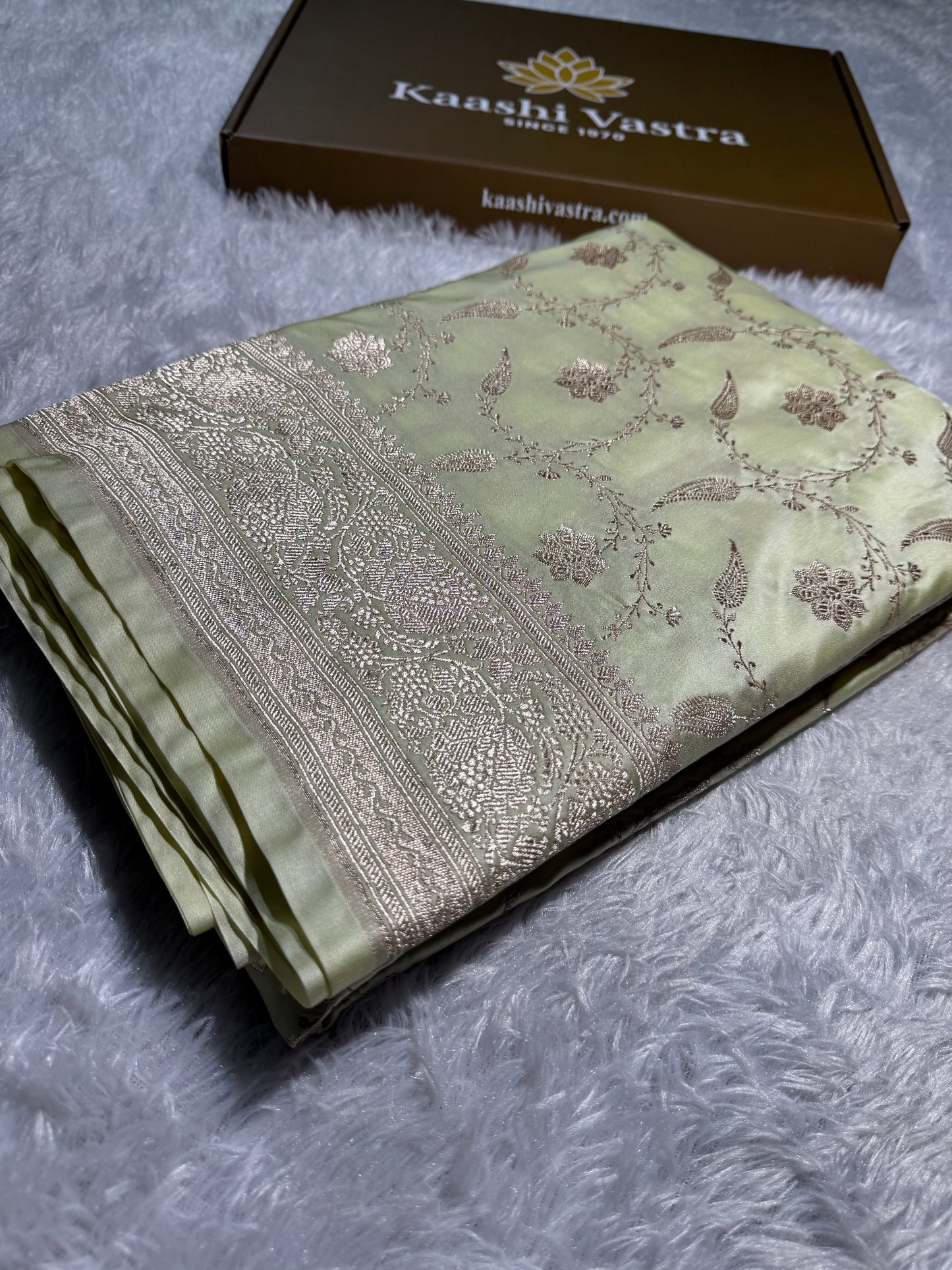Premium Banarasi Mashru katan silk saree MK205