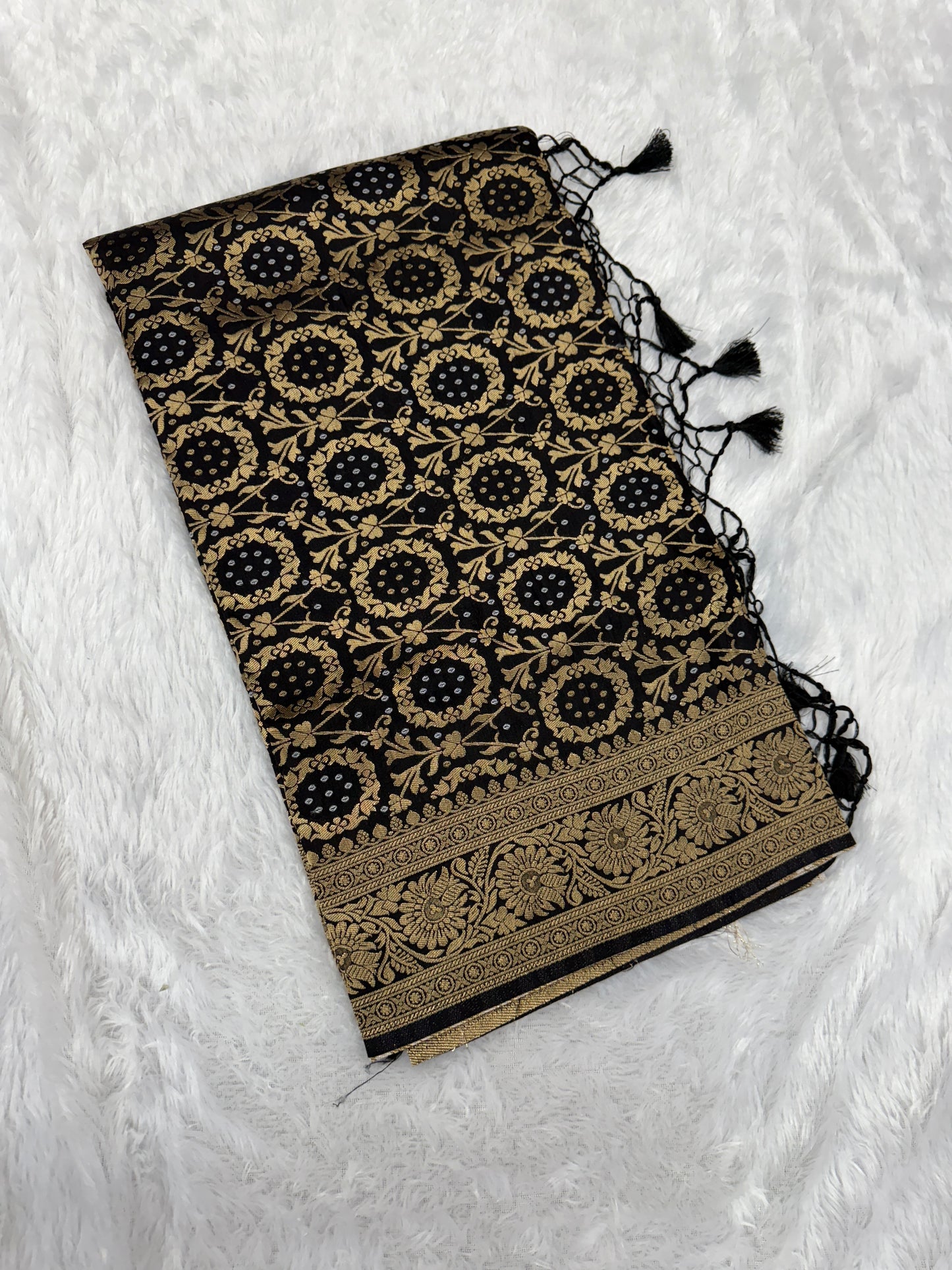 Banarasi Crep georgette saree. CR114