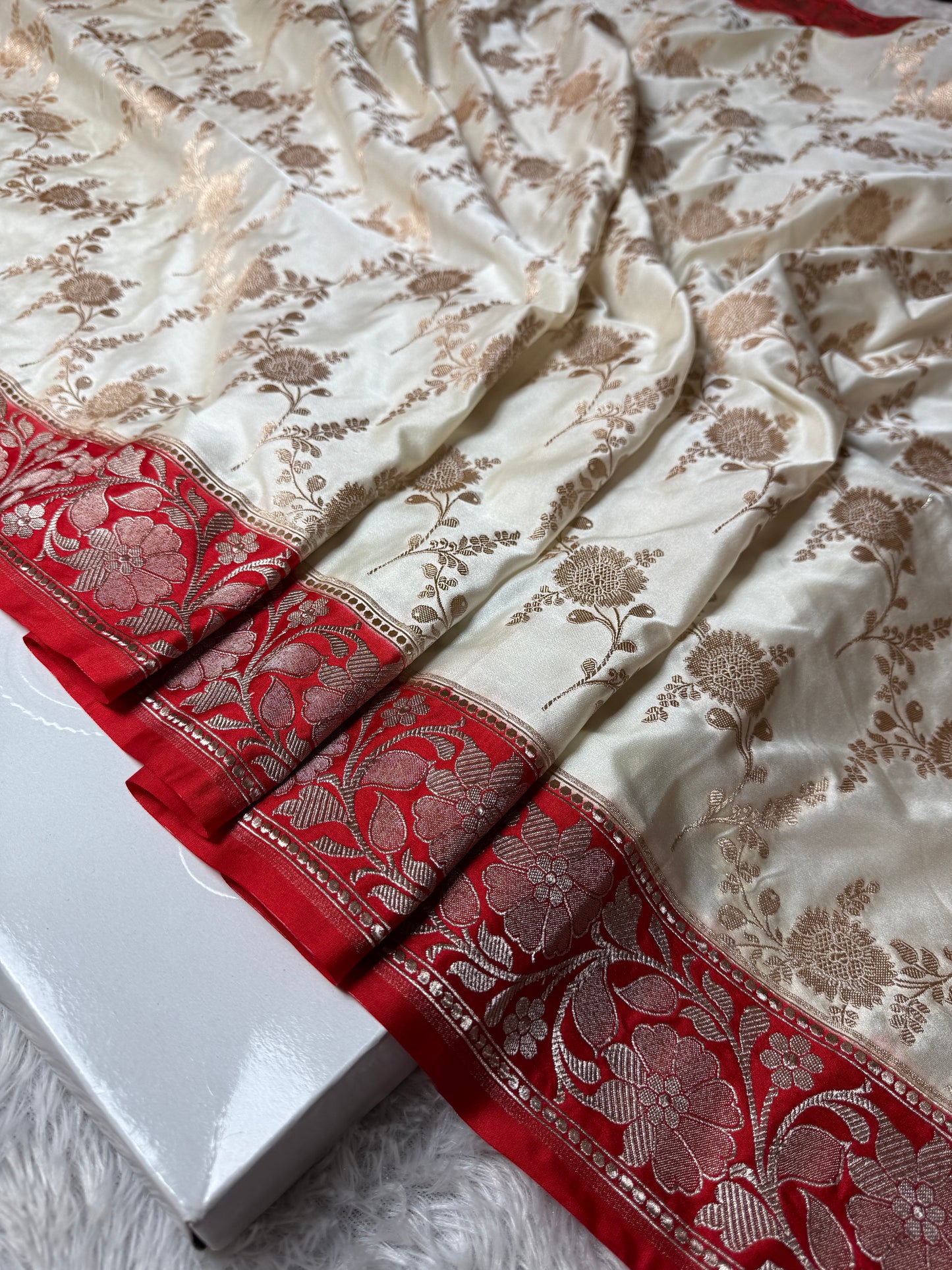 Red and half white premium Banarasi Mashru Katan silk saree MK202