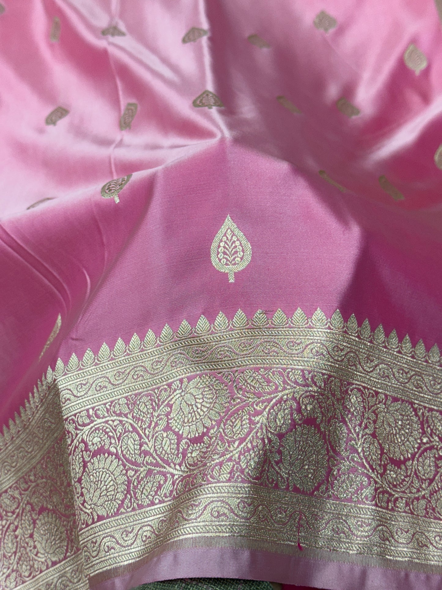 Pink premium Banarasi Mashru katan silk saree MK162