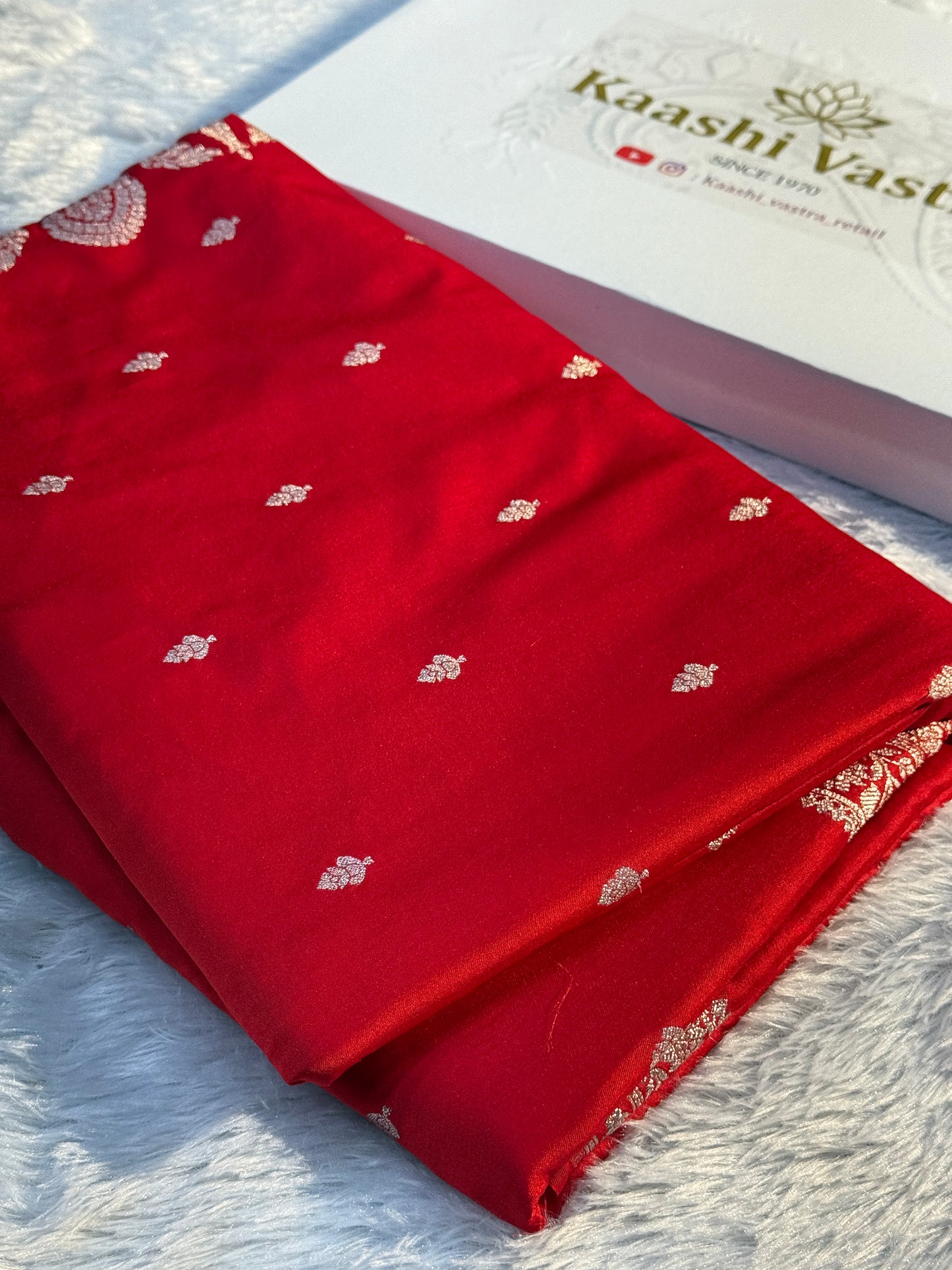 Red Banarasi Mashru katan silk saree MK164