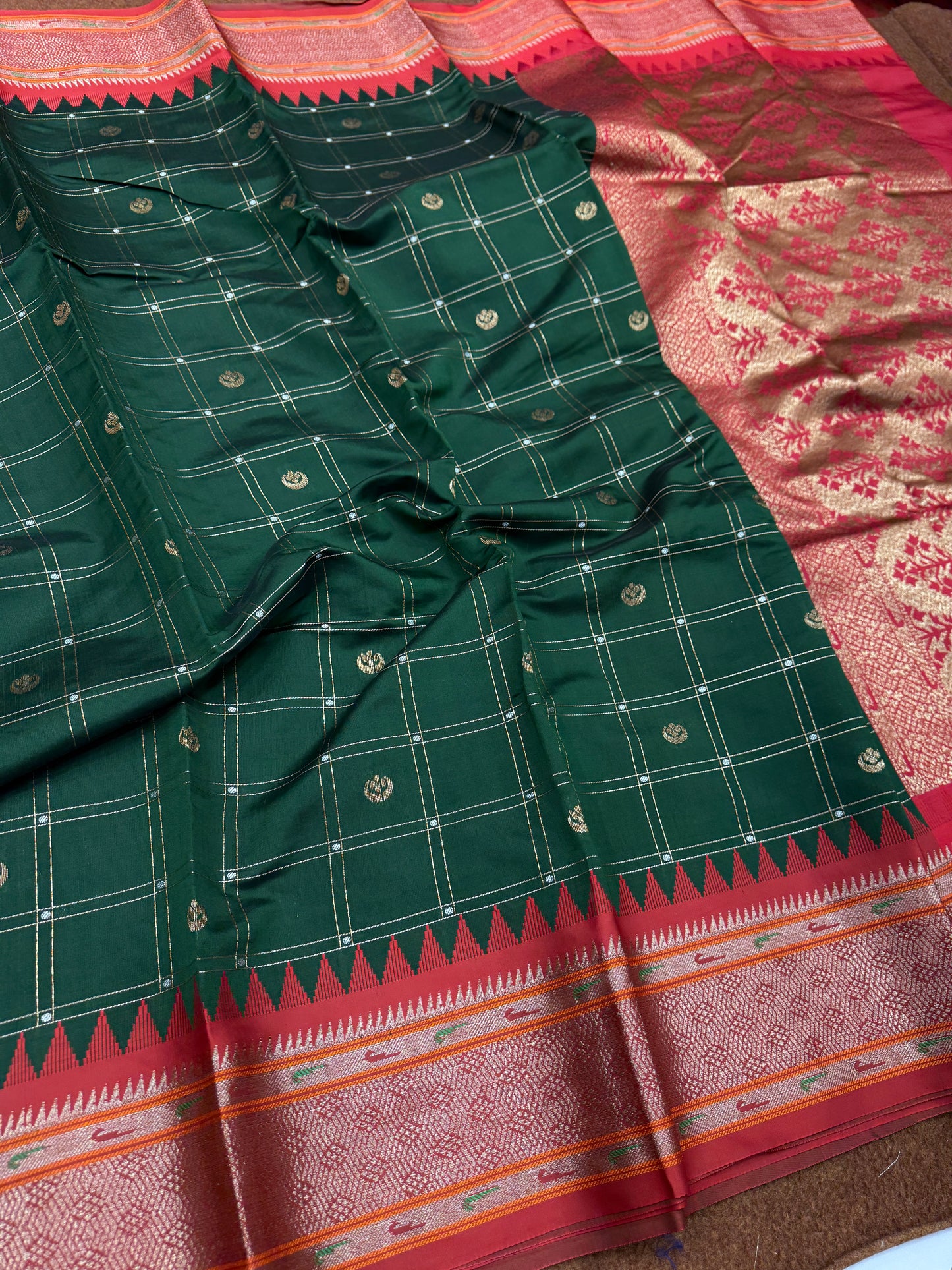 Banarasi semi katan silk saree