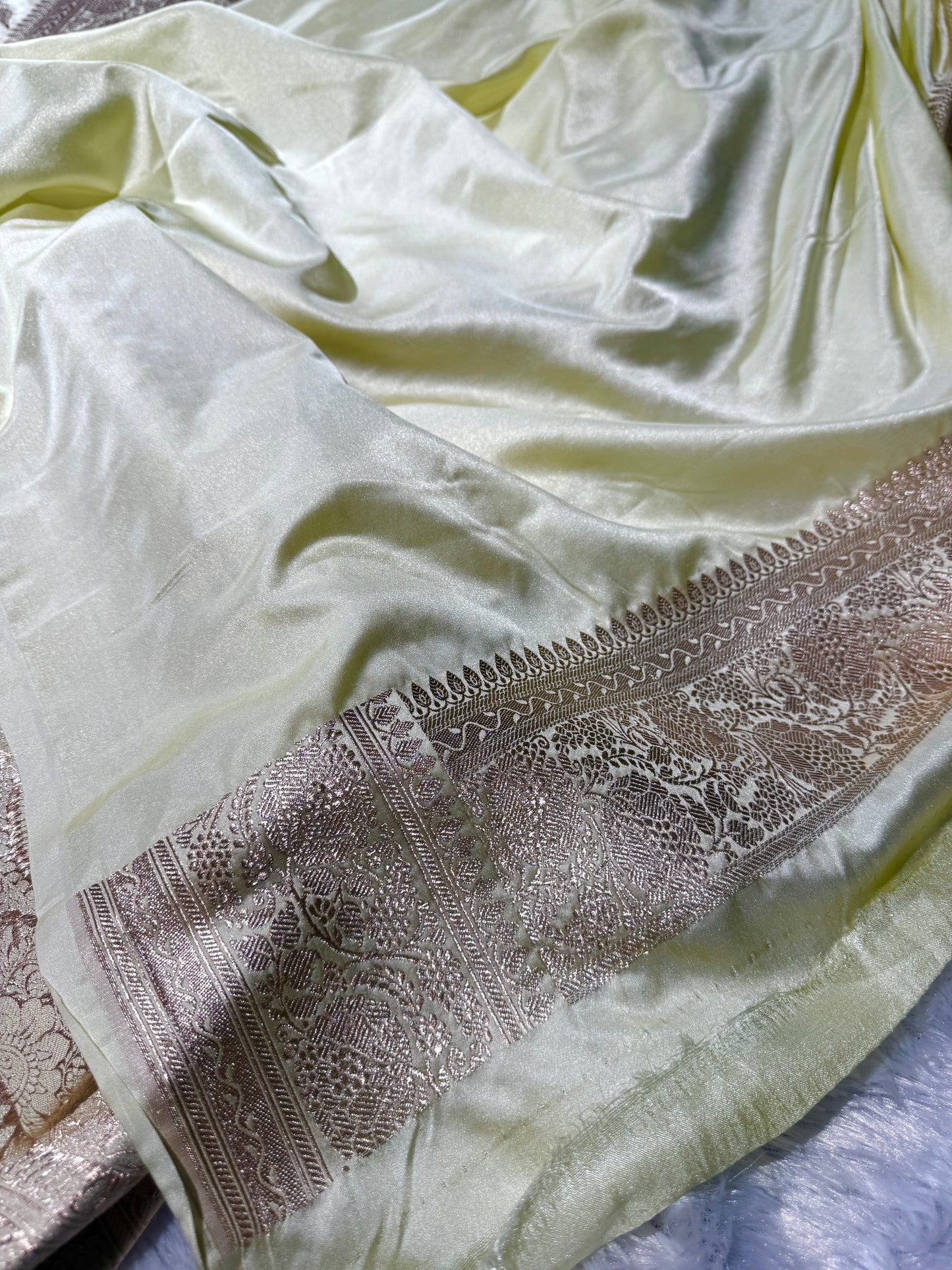 Premium Banarasi Mashru katan silk saree MK205