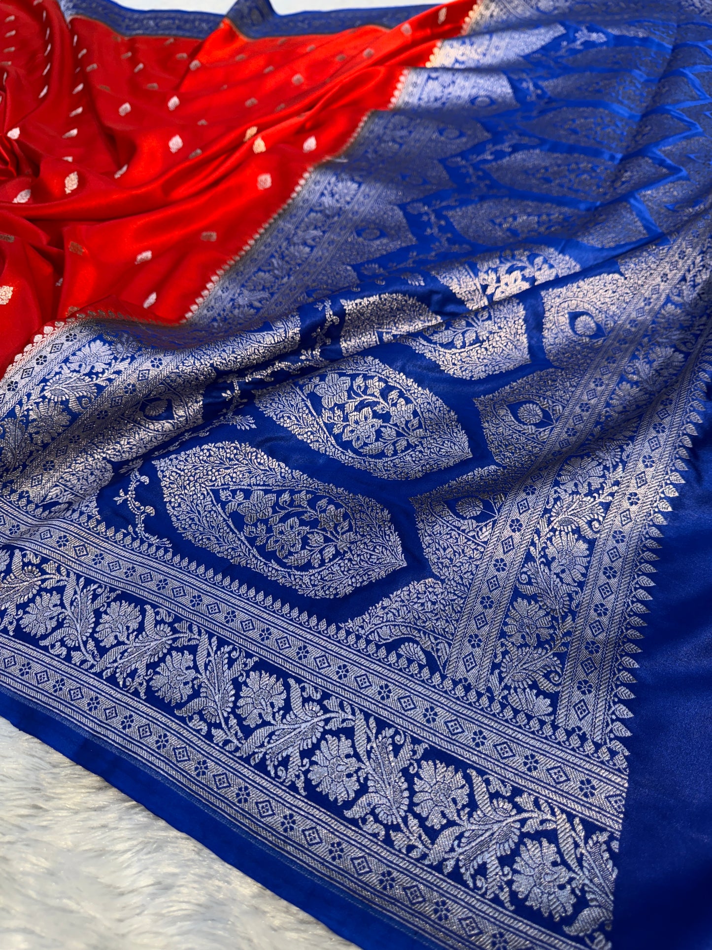 Red premium Banarasi Mashru katan silk saree MK182