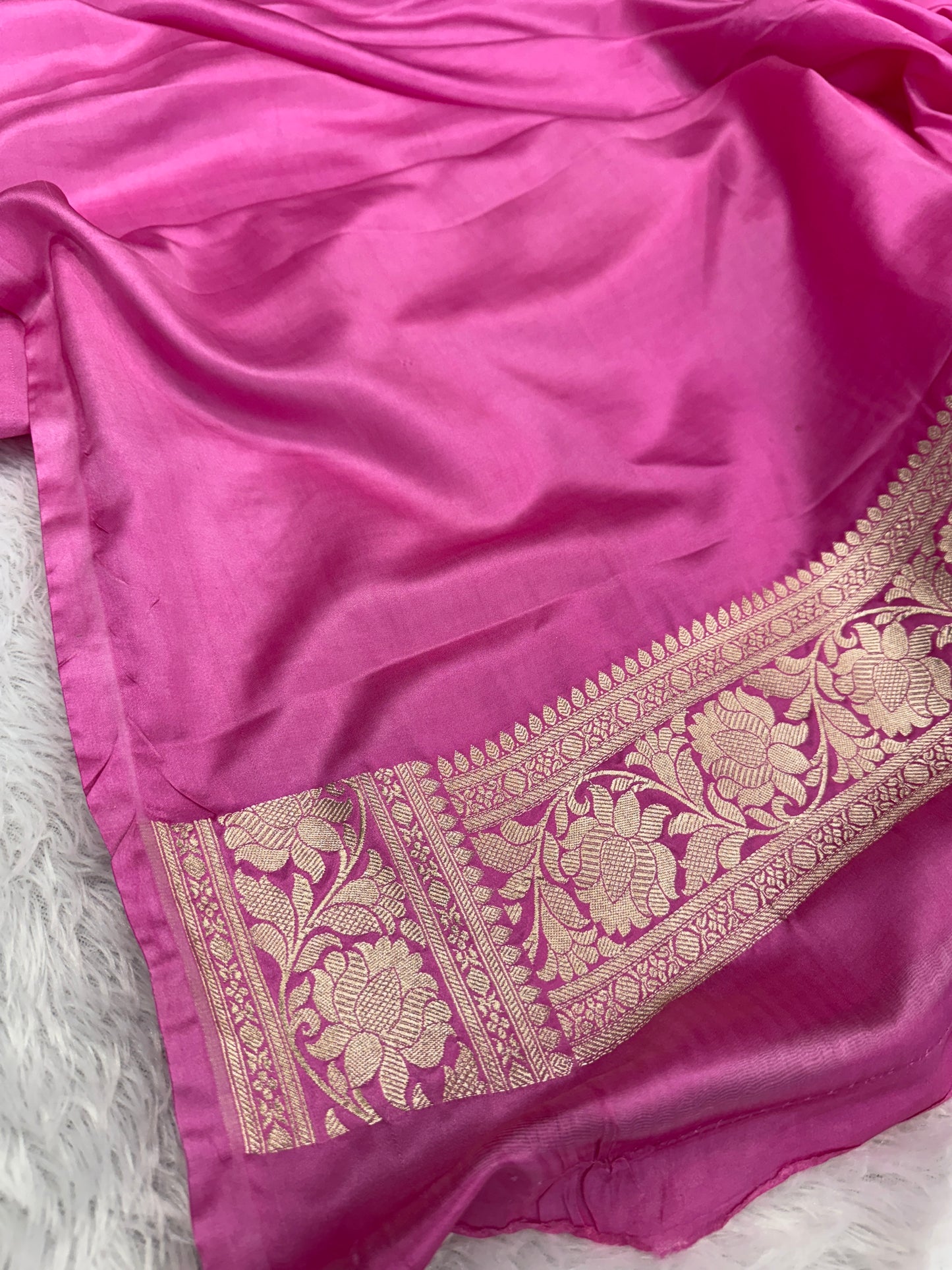 Premium contrast Mashru katan silk saree MK197