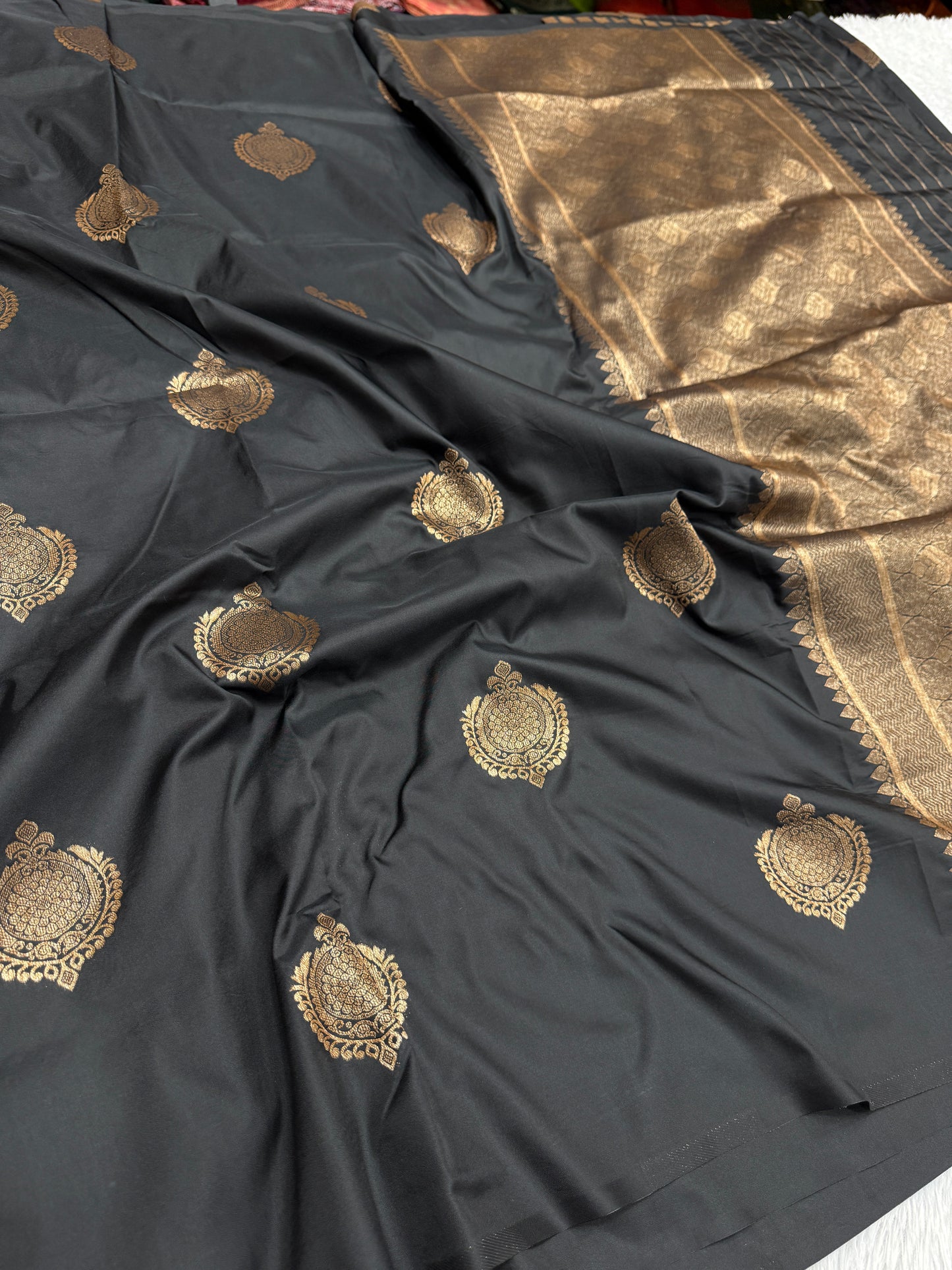 Banarasi semi katan silk saree