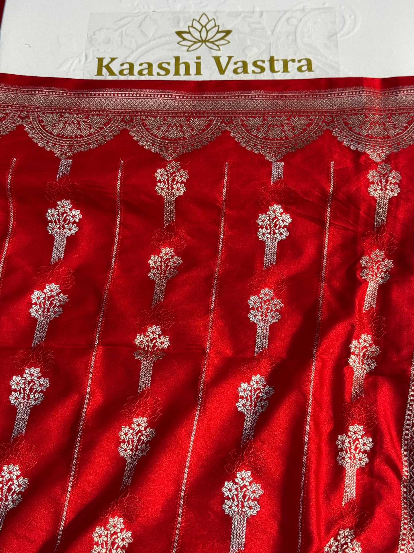 Chilli red Banarasi Mashru katan silk saree MK158