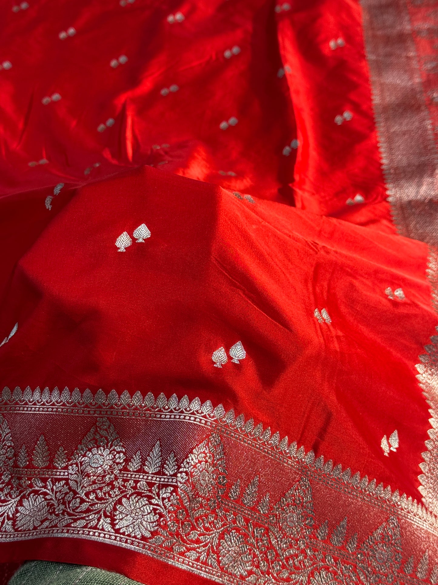 Red Banarasi Mashru katan silk saree MK169