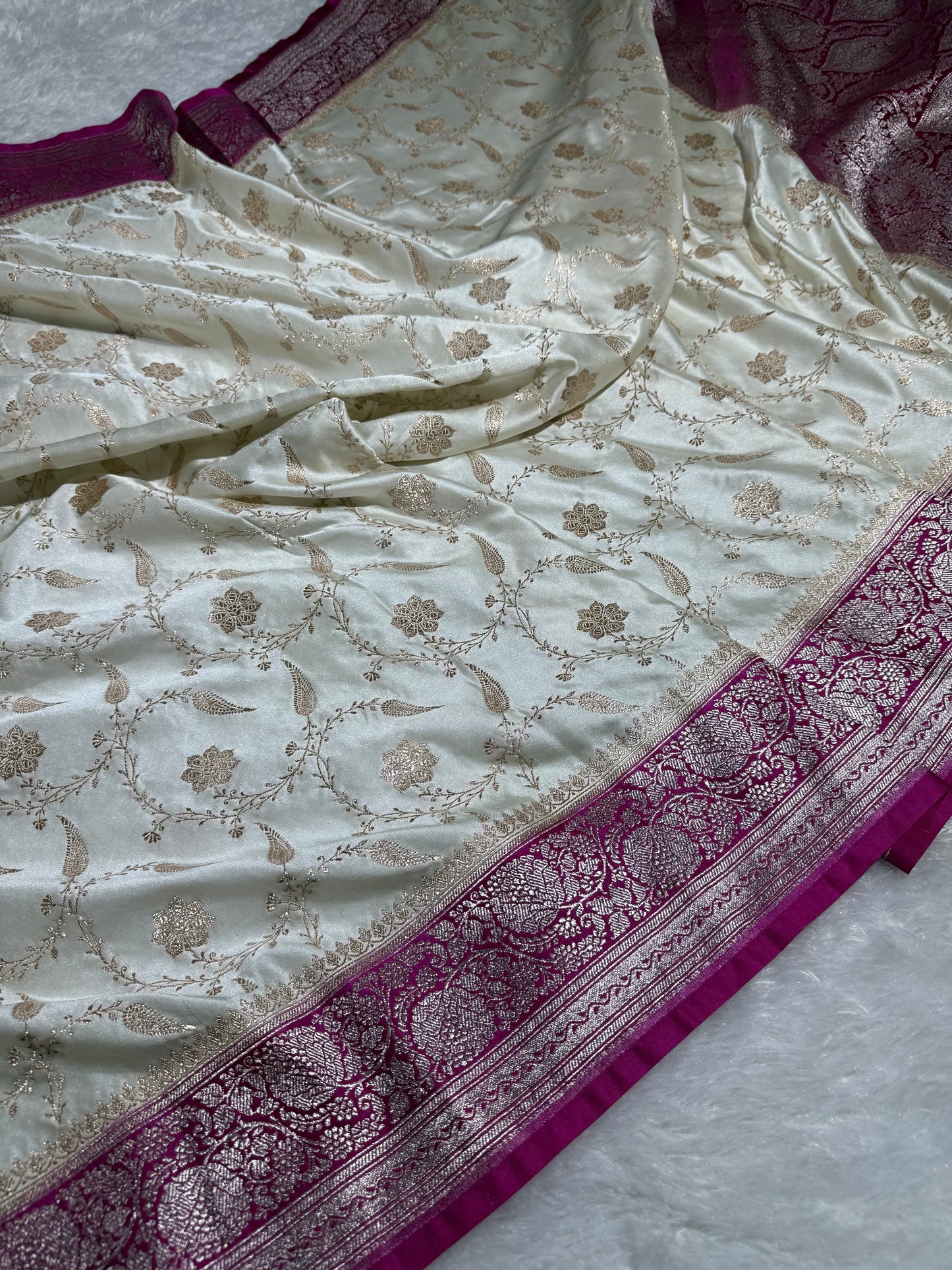 Contrast border Premium Banarasi Mashru katan silk saree MK203