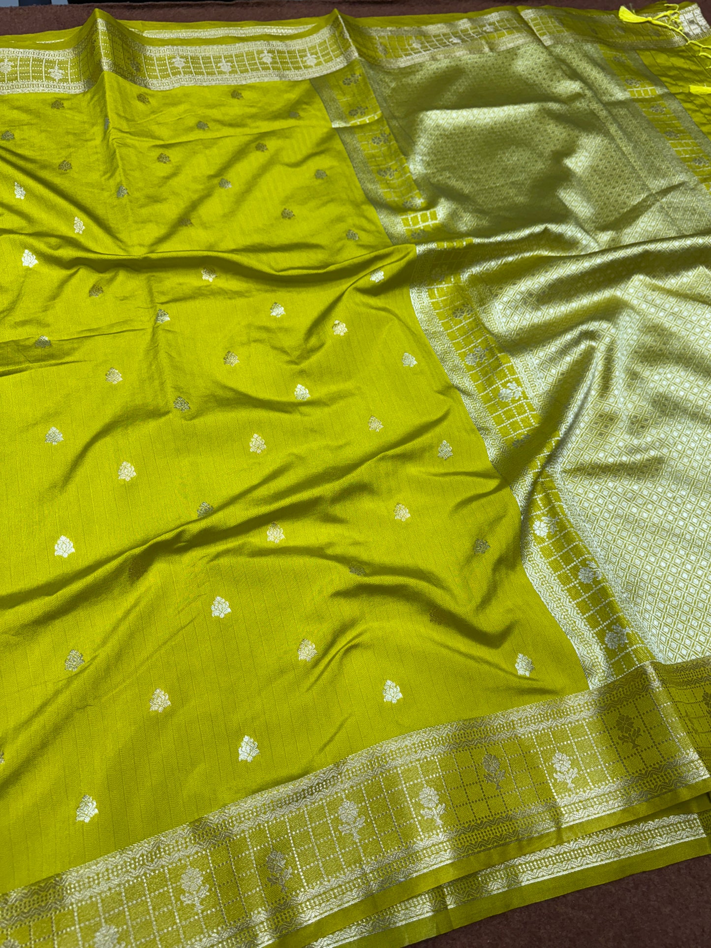 Banarasi soft silk saree BS101