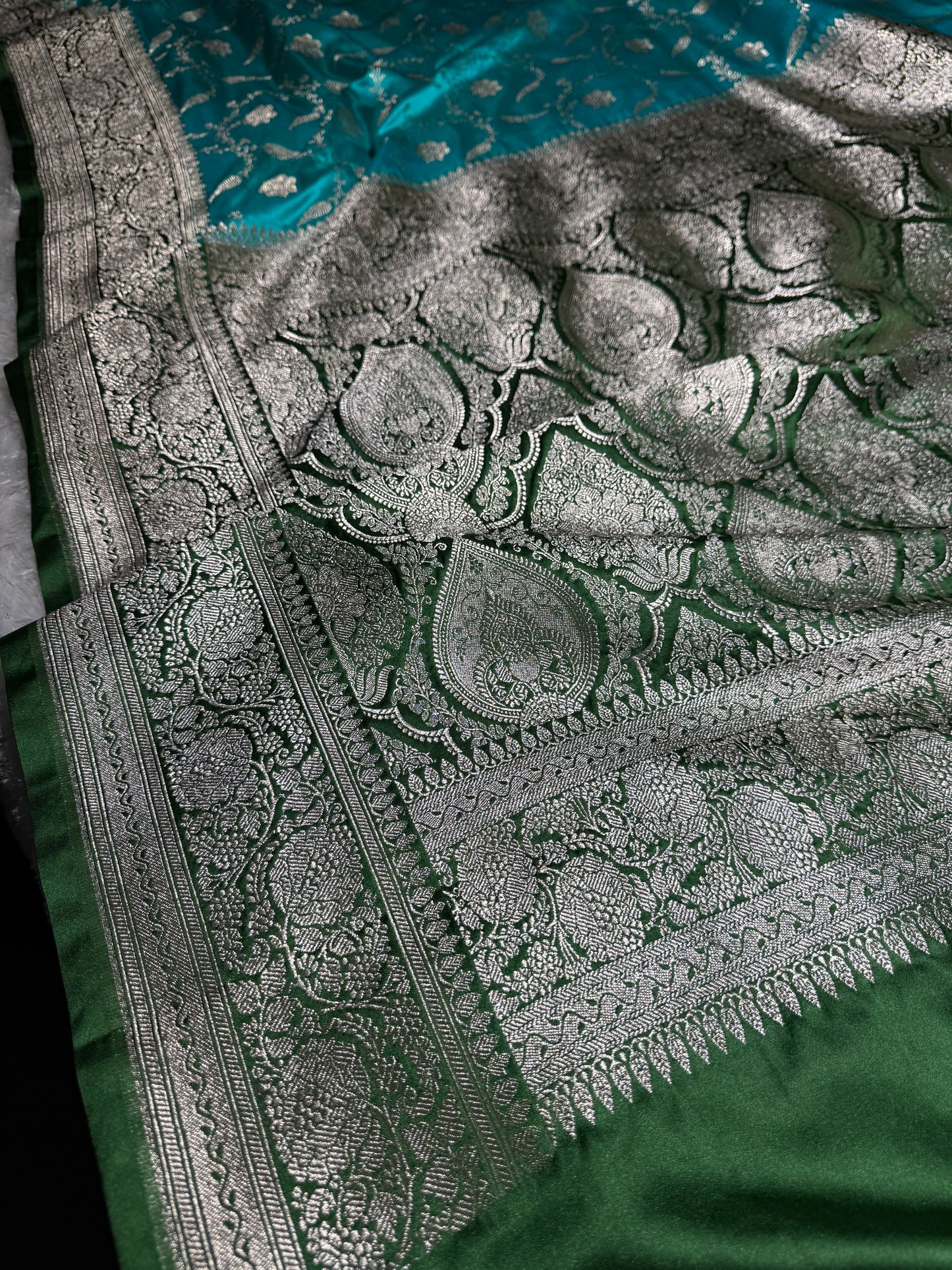 Premium contrast Banarasi Mashru katan silk saree MK203