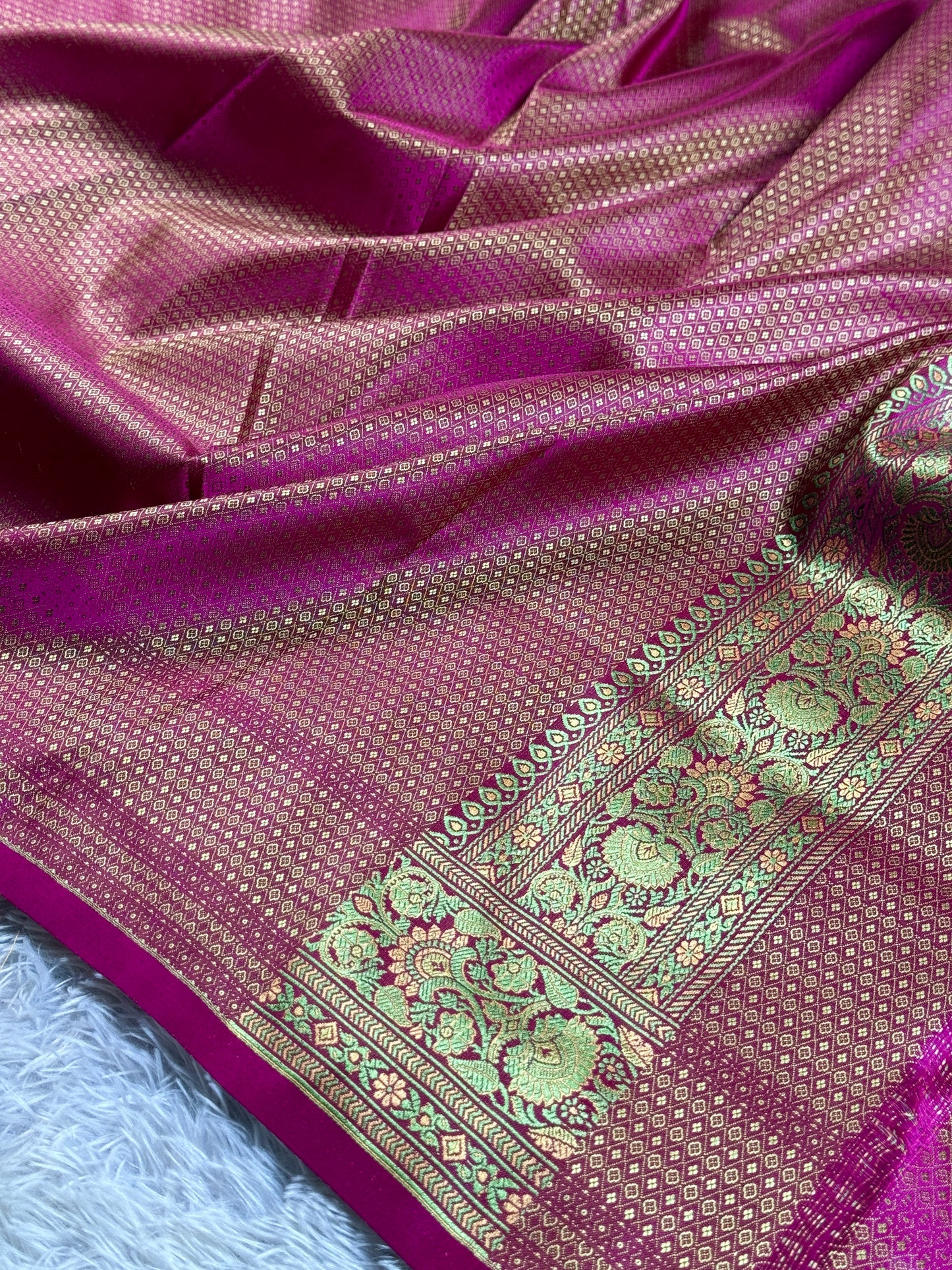 Pista color premium Banarasi katan jamawar tanchui silk saree JKT101