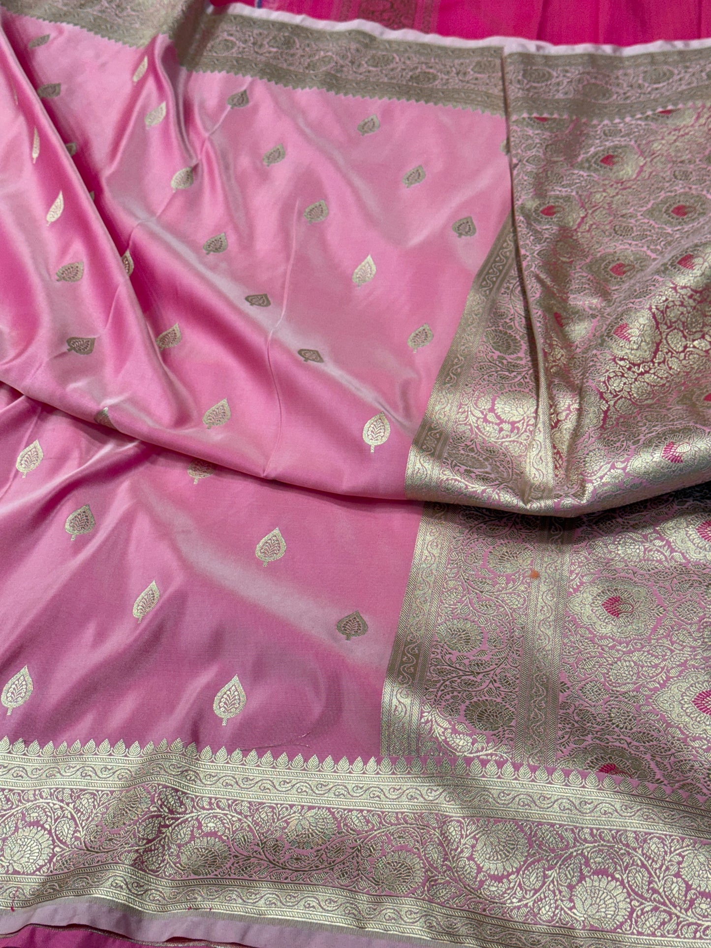 Pink premium Banarasi Mashru katan silk saree MK162