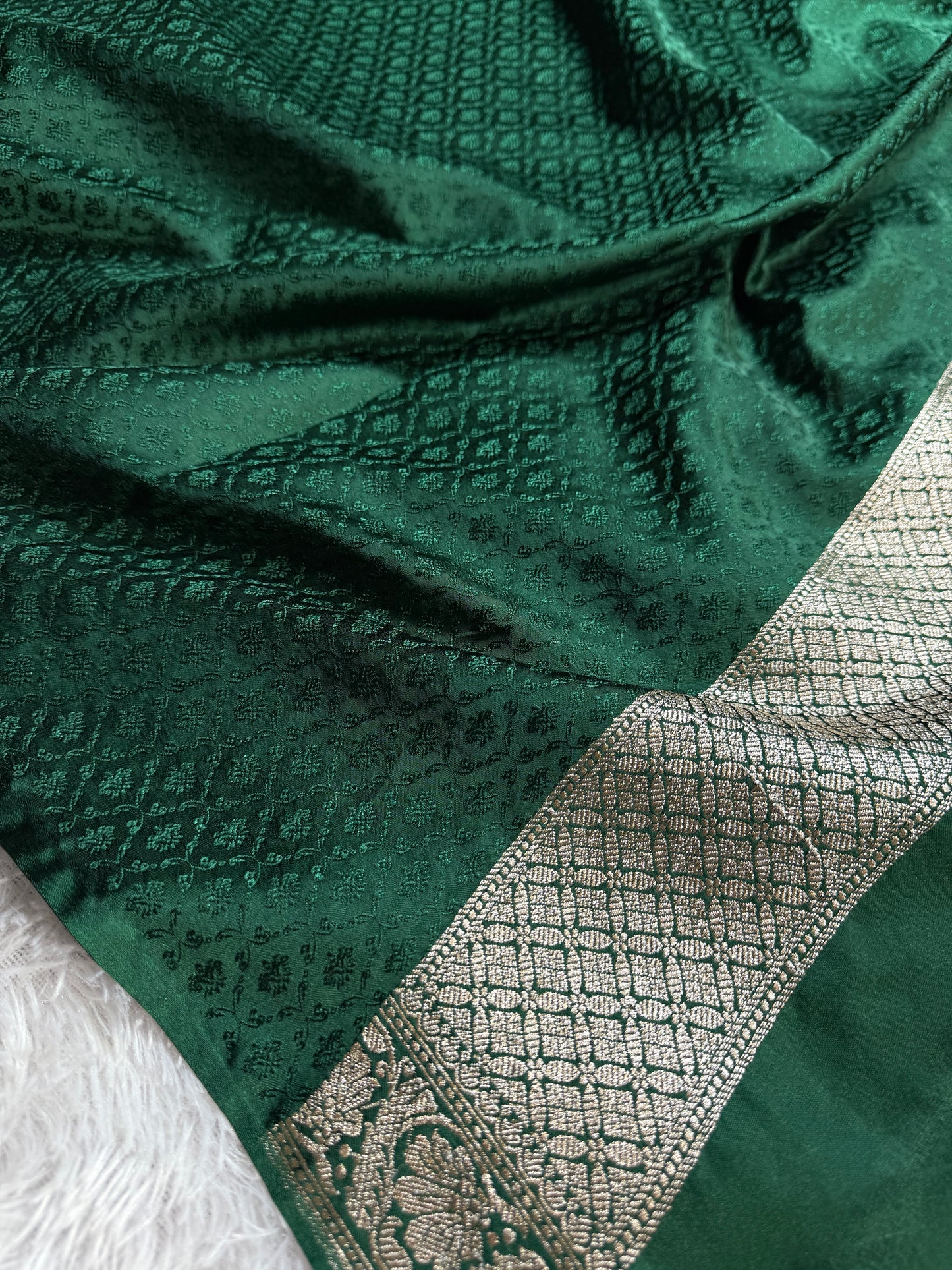 Bottle green premium Banarasi Mashru katan silk saree MK226