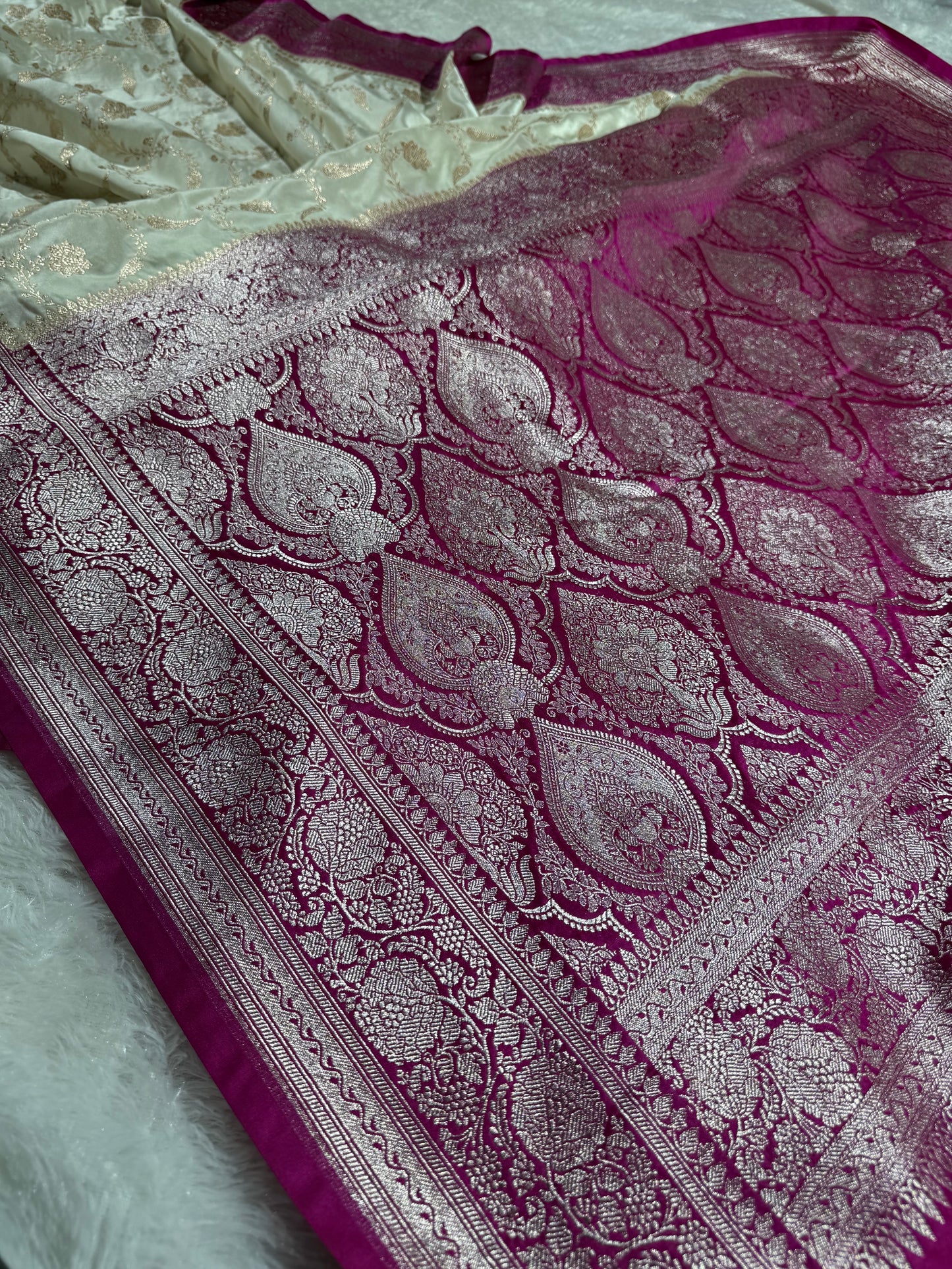 Contrast border Premium Banarasi Mashru katan silk saree MK203