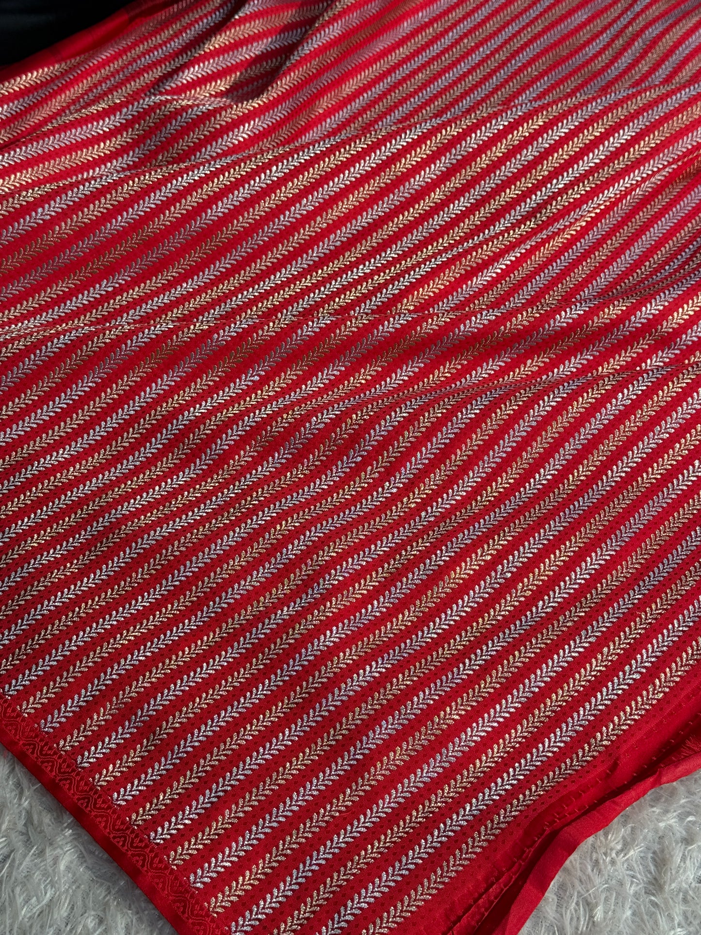 Bridal Black colour premium Banarasi Mashru katan silk saree MK354
