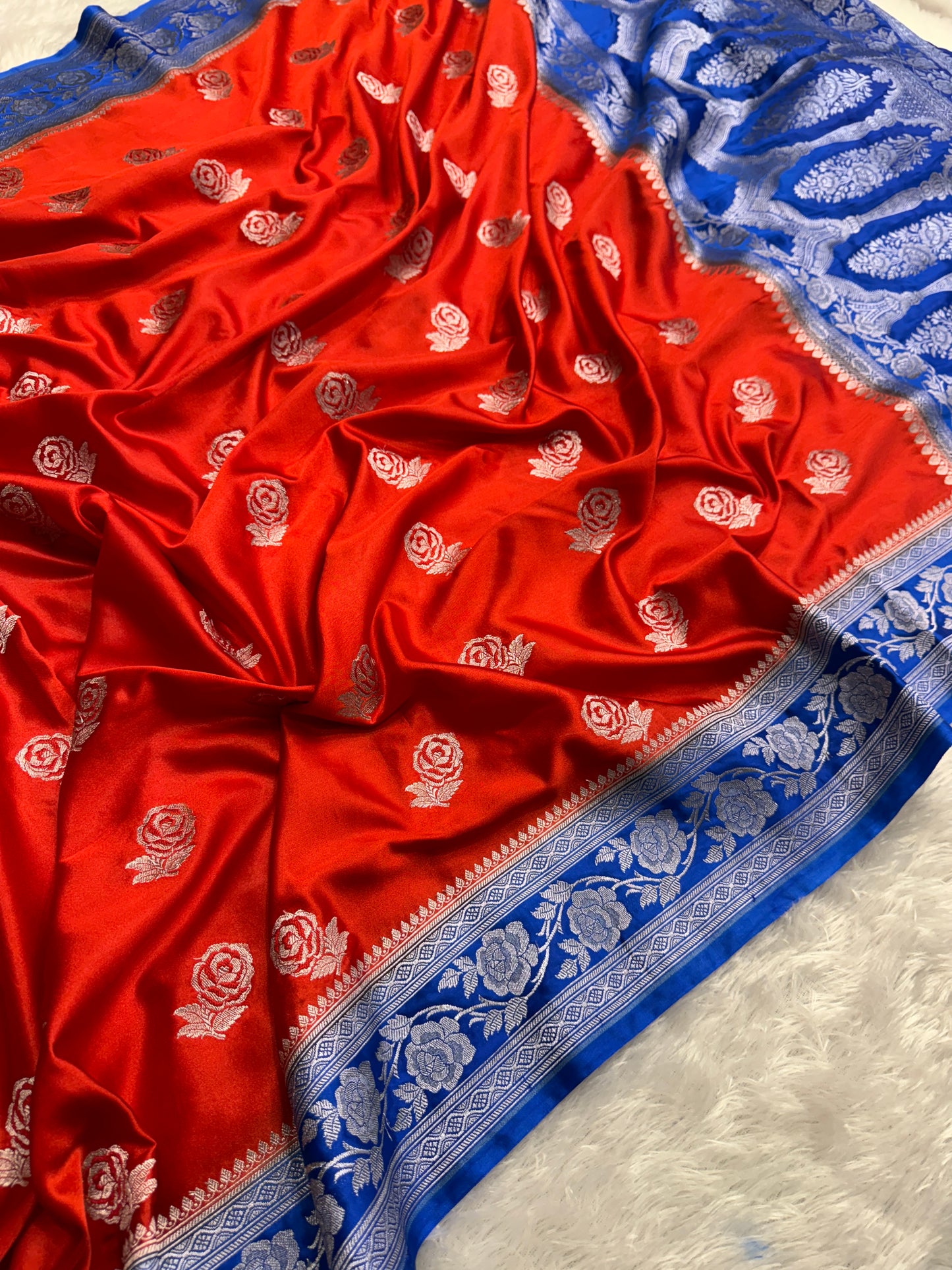 Red premium Banarasi Mashru katan silk saree MK183