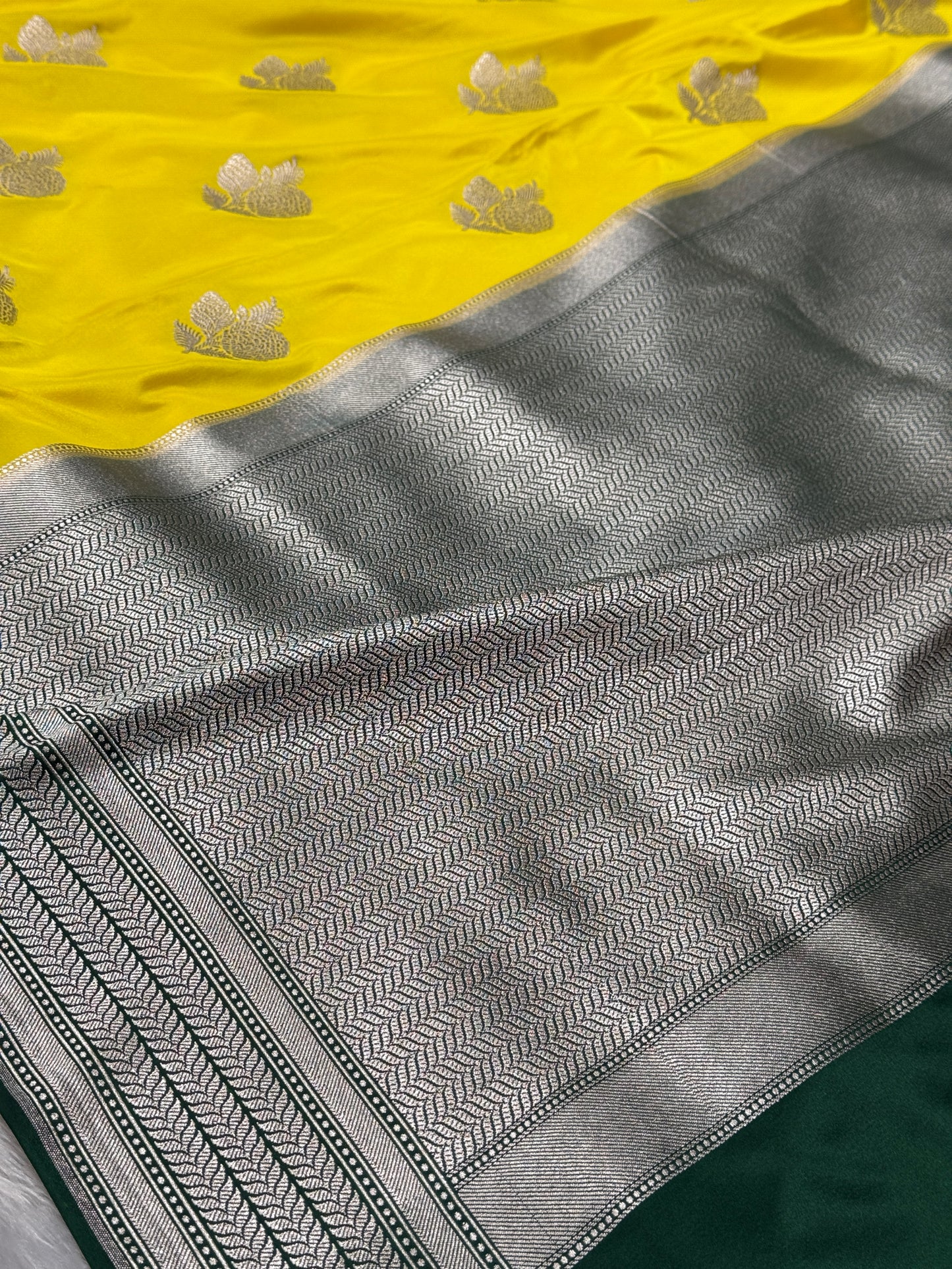 Premium Banarasi Mashru katan silk saree MK179
