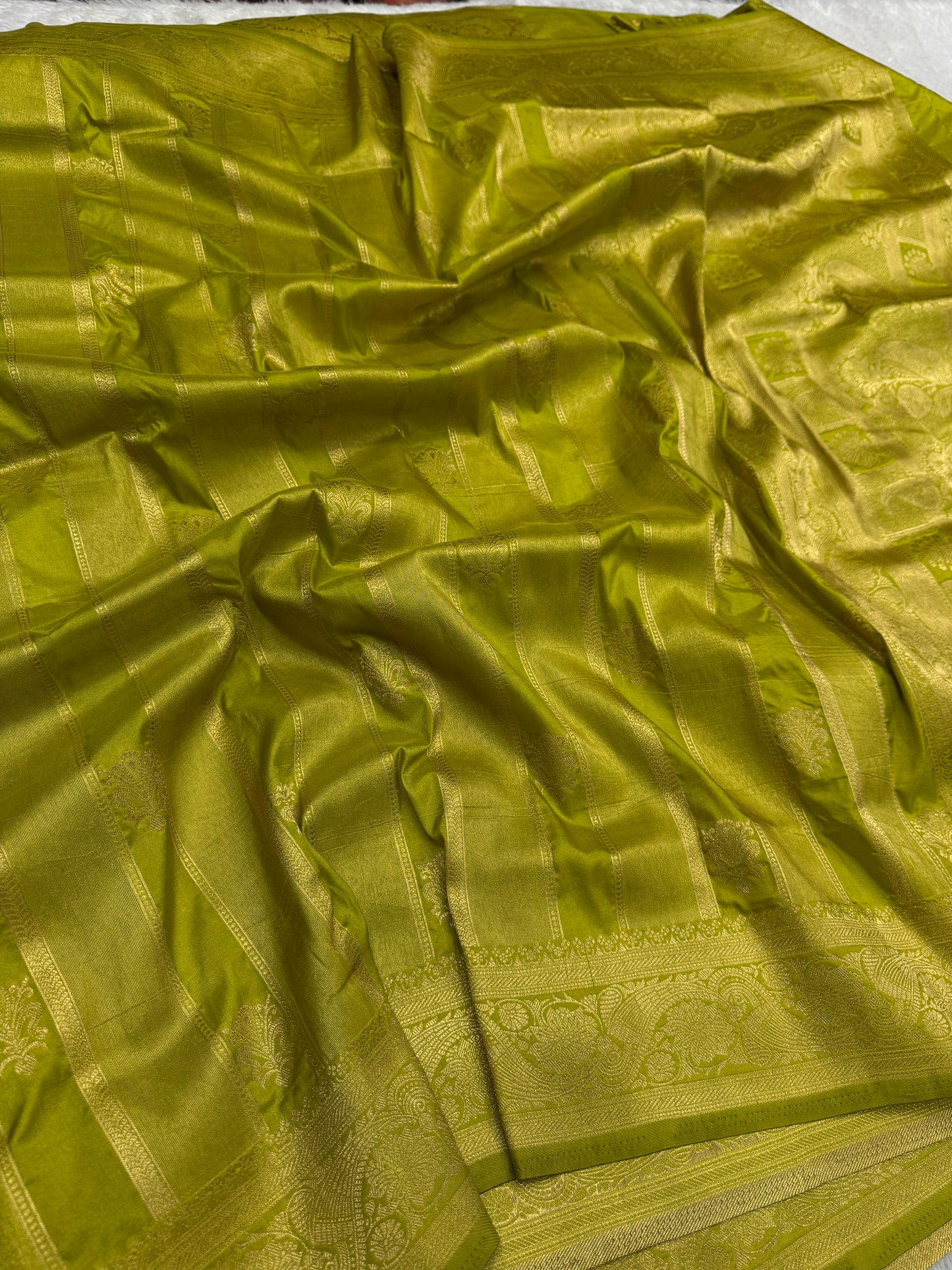 Banarasi semi katan silk saree