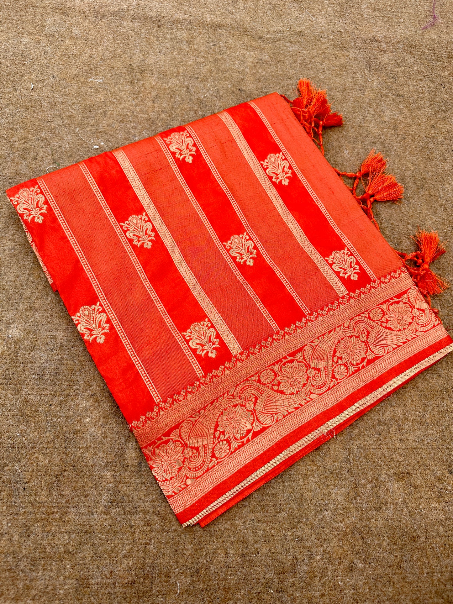 Banarasi crep silk saree. CR108