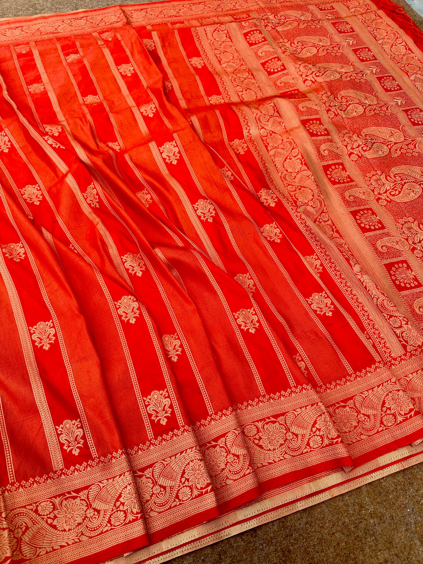 Banarasi crep silk saree. CR108