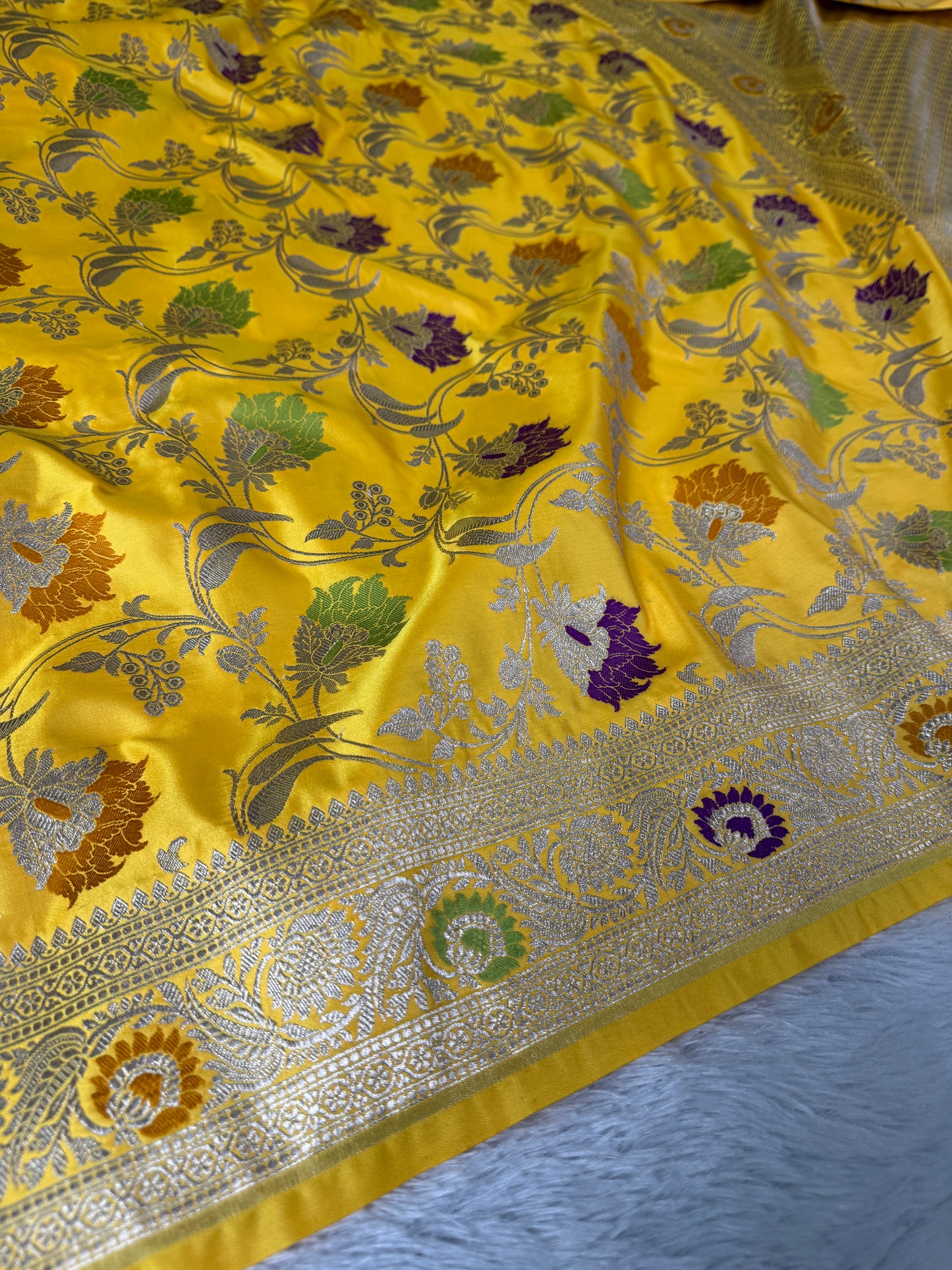 Haldi special premium tilfi Banarasi Mashru katan silk saree MK199