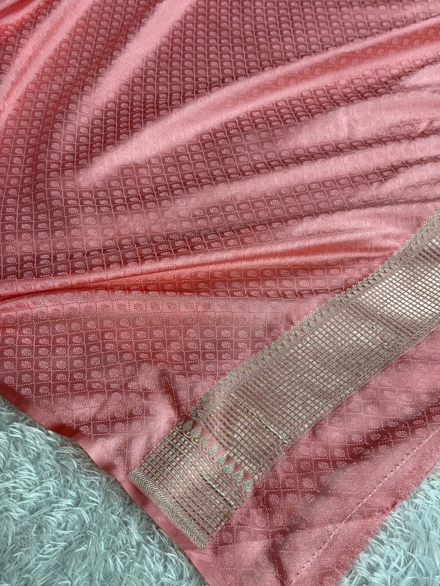 Pink colour premium Banarasi tilfi Mashru katan silk saree MK332
