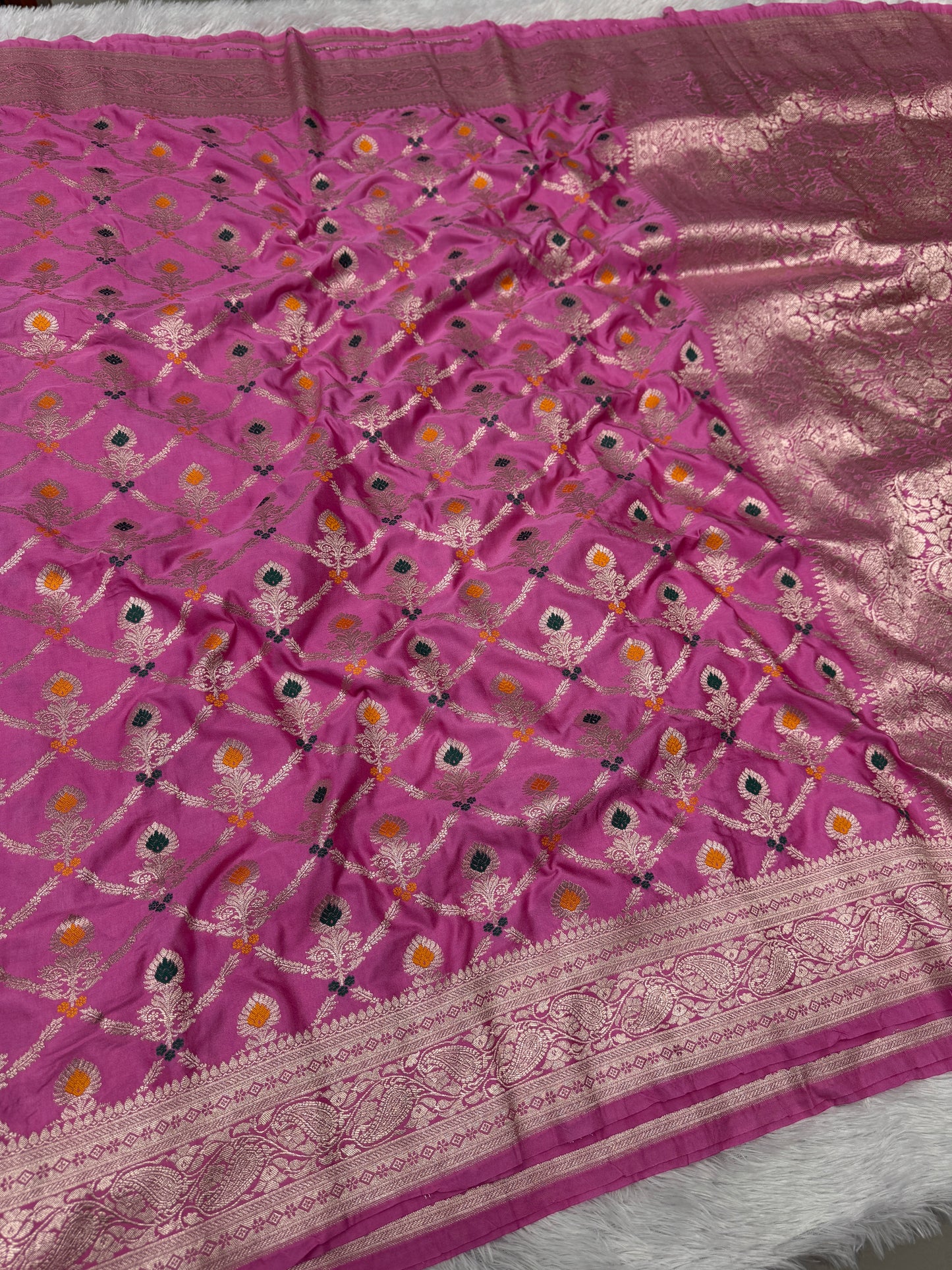 Pink premium Banarasi Mashru satin silk saree MS118