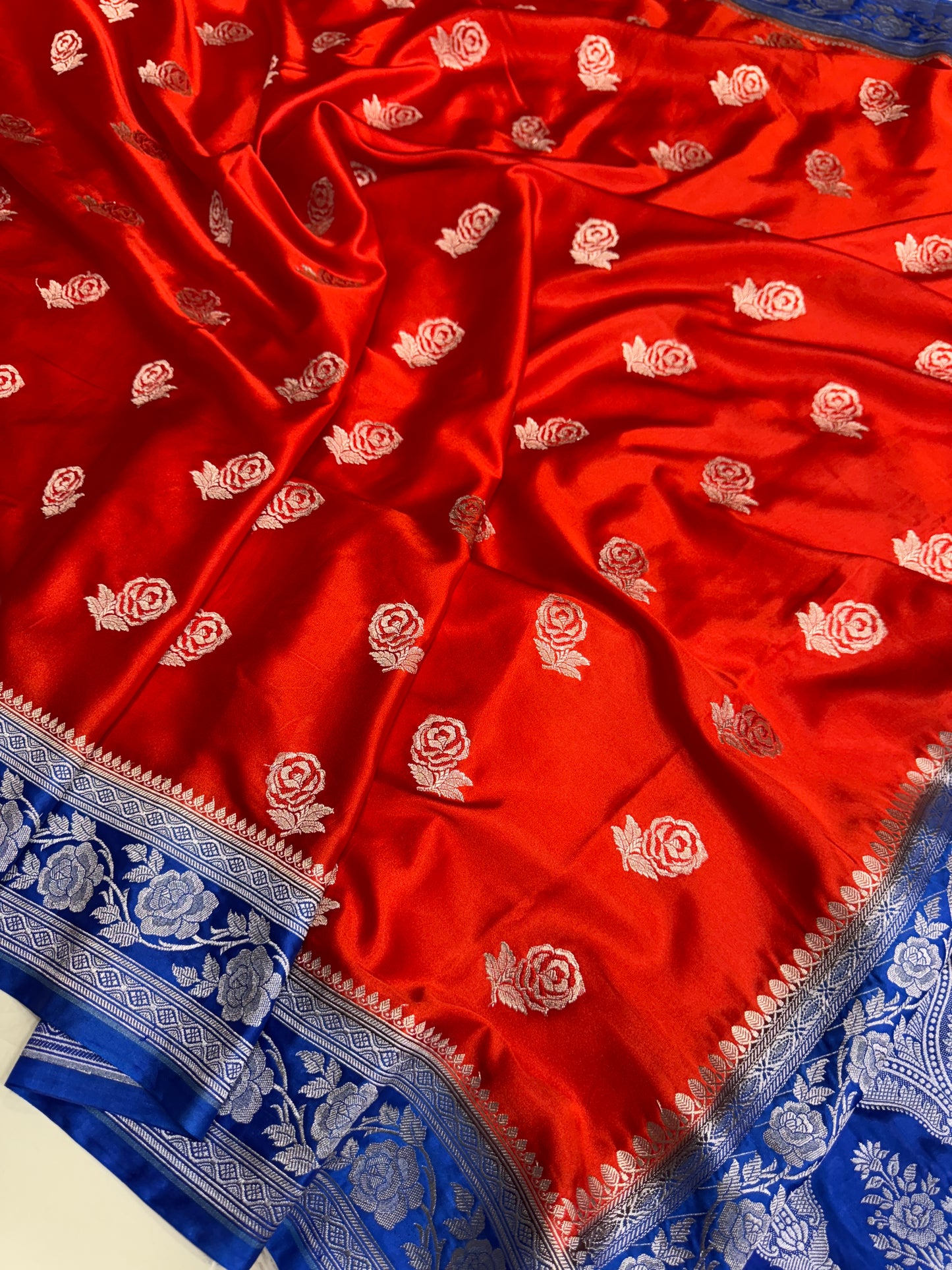 Red premium Banarasi Mashru katan silk saree MK183