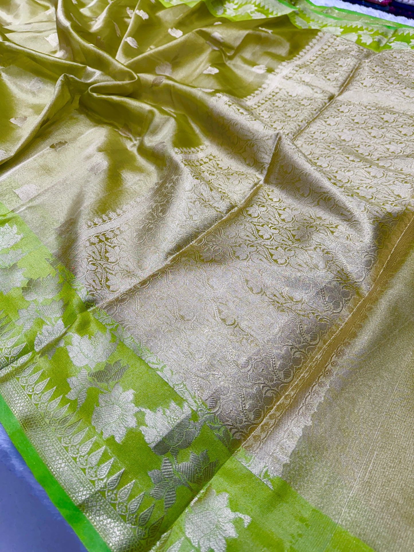 Premium Banarasi soft tissue silk saree TS110