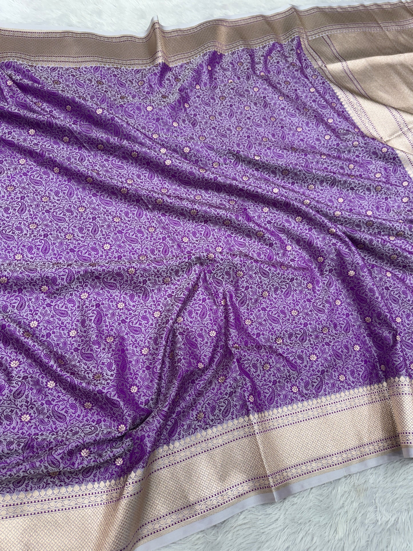Premium Banarasi Mashru tanchui jaal Disign MK181