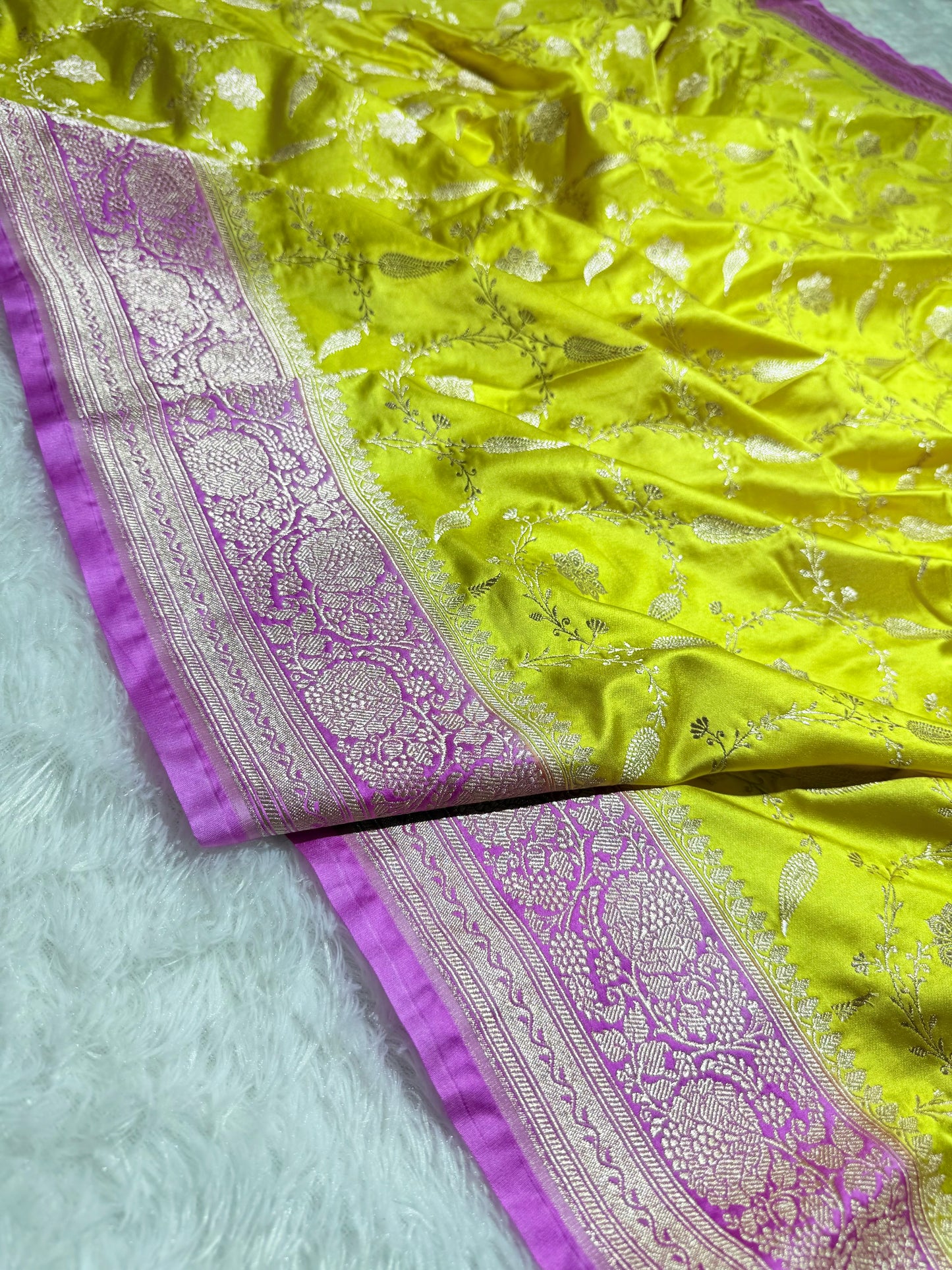 Yellow pink contrast Banarasi Mashru katan silk saree MK203