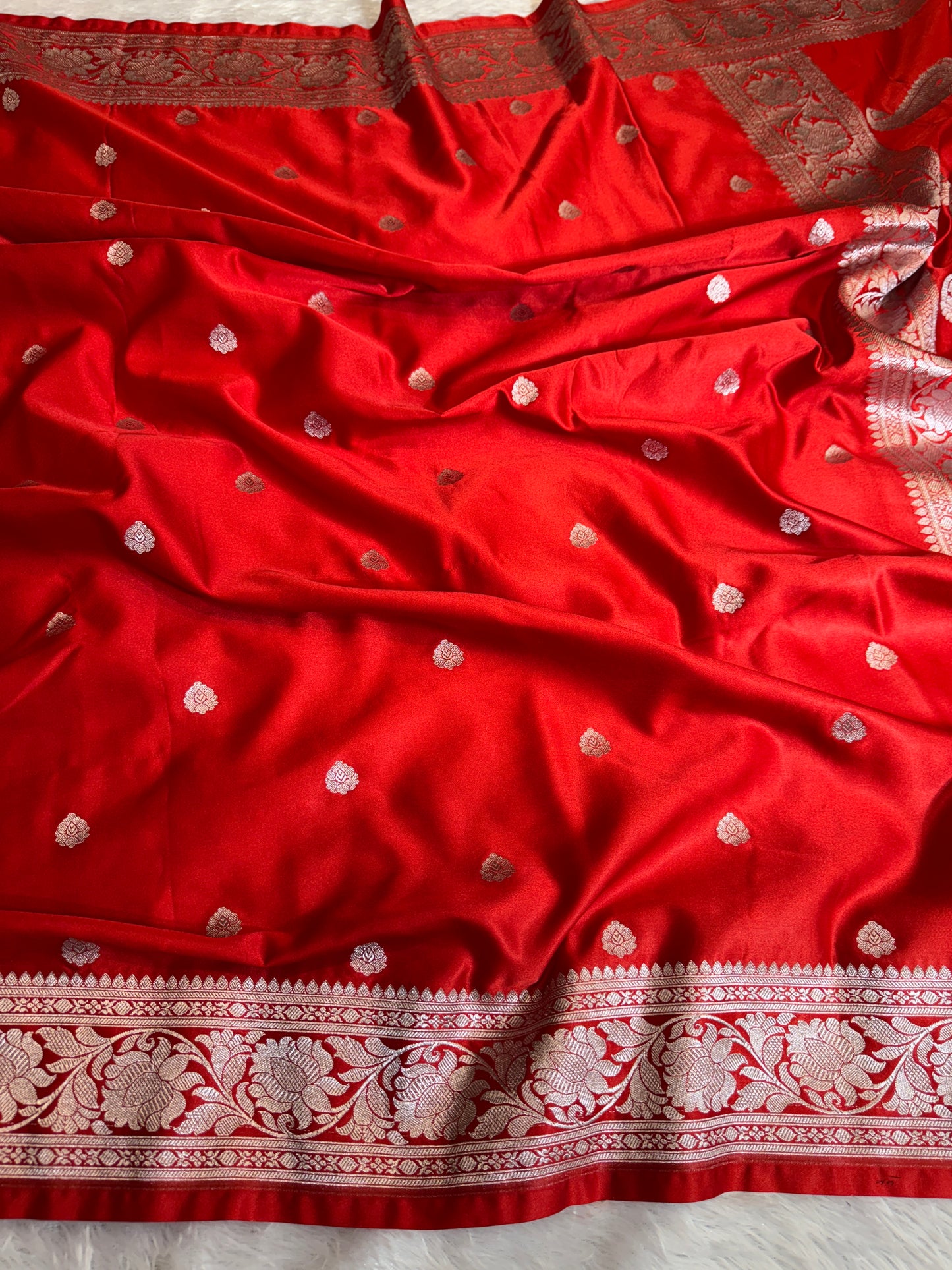 Chill red premium Banarasi Mashru katan silk saree MK186