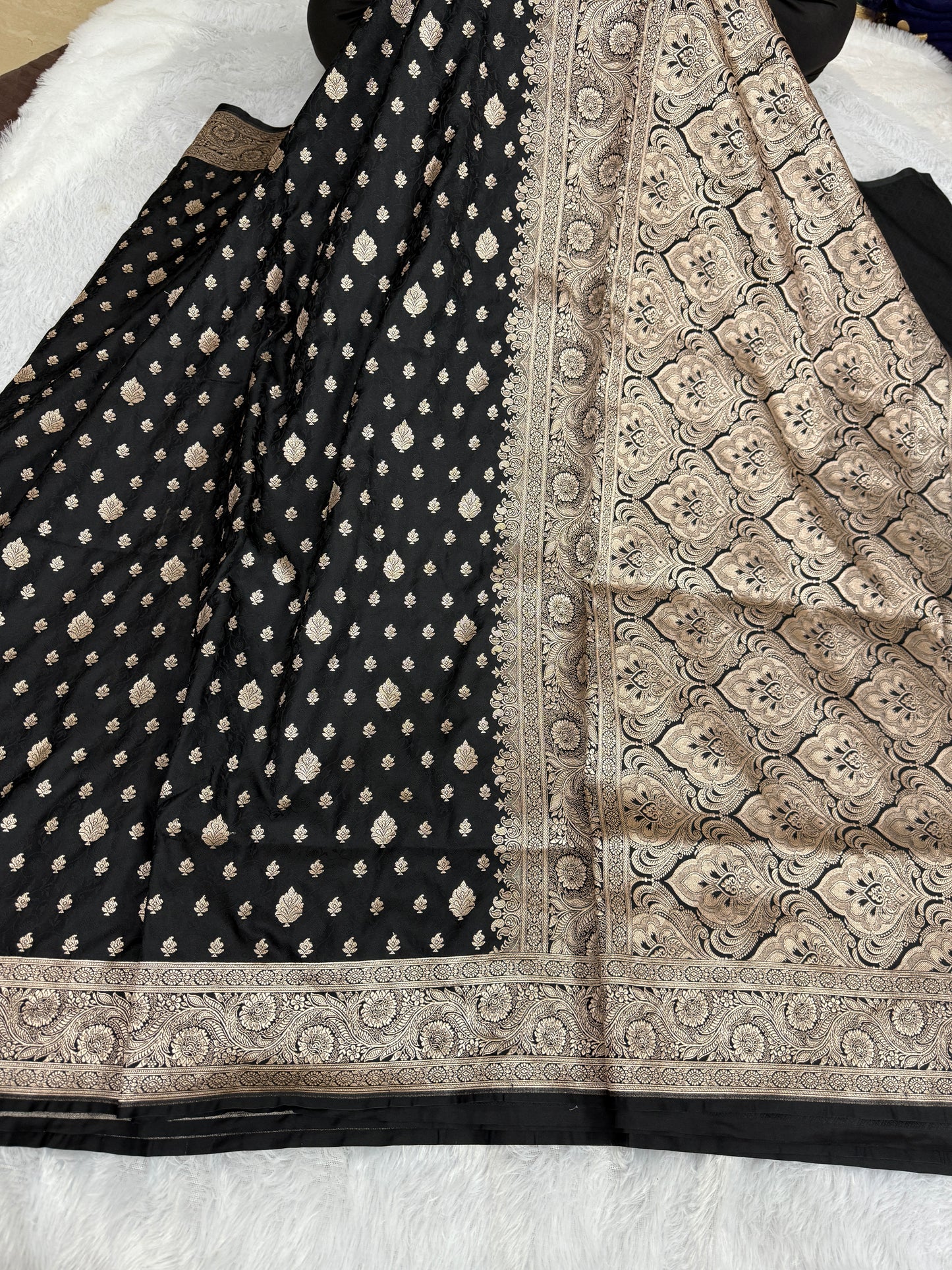 Banarasi mashru katan silk saree. Mk103