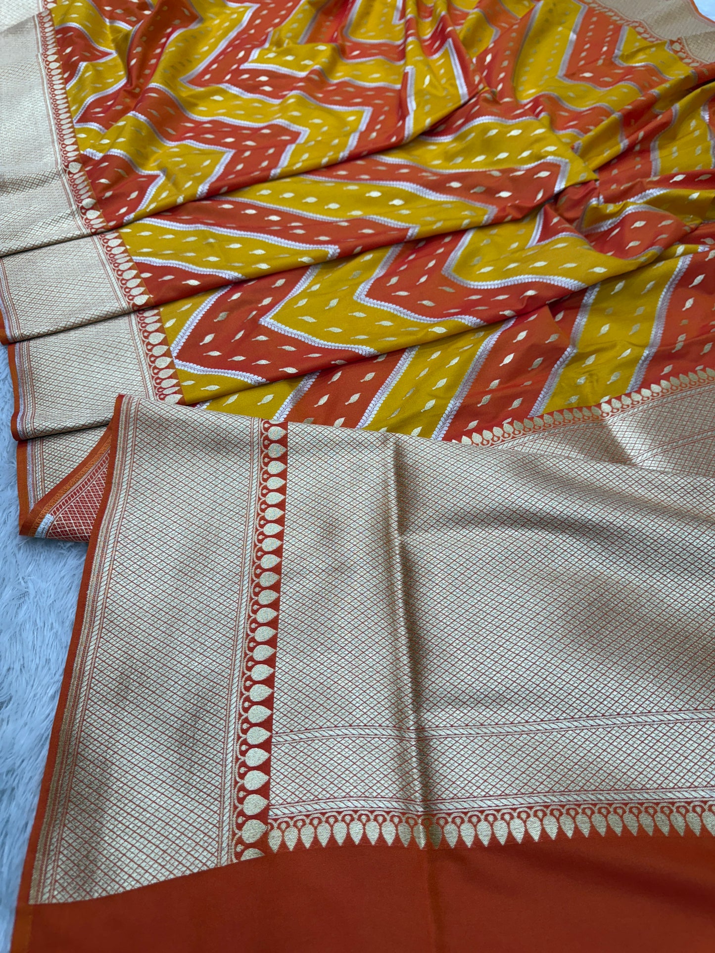 Premium rangkat Banarasi art silk saree AS101