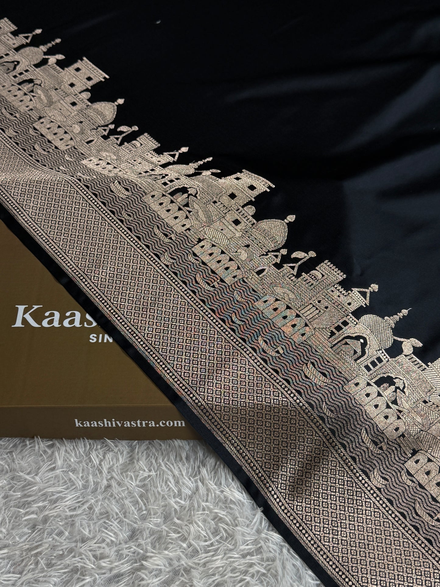 Black ghaat premium Banarasi Mashru katan silk saree MK342