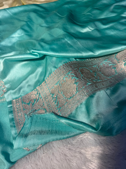 Premium contrast Banarasi Mashru katan silk saree MK197