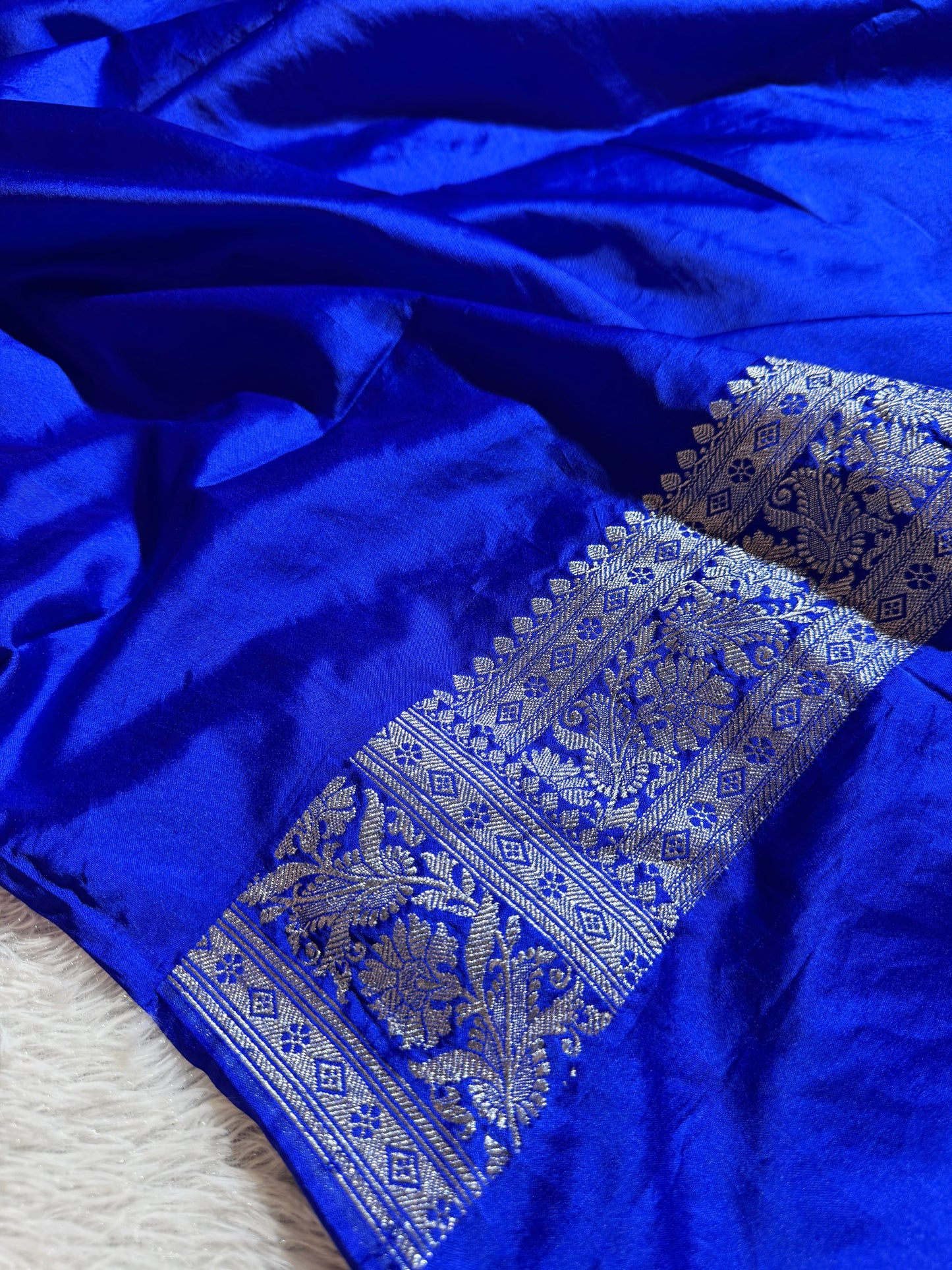 Royal blue premium Banarasi Mashru katan silk saree MK220