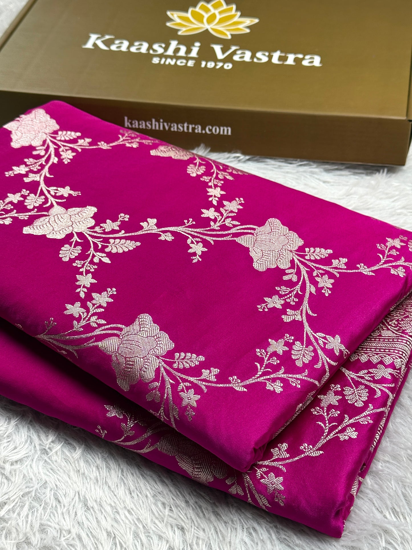 Rani pink color premium Banarasi Mashru katan silk saree MK240