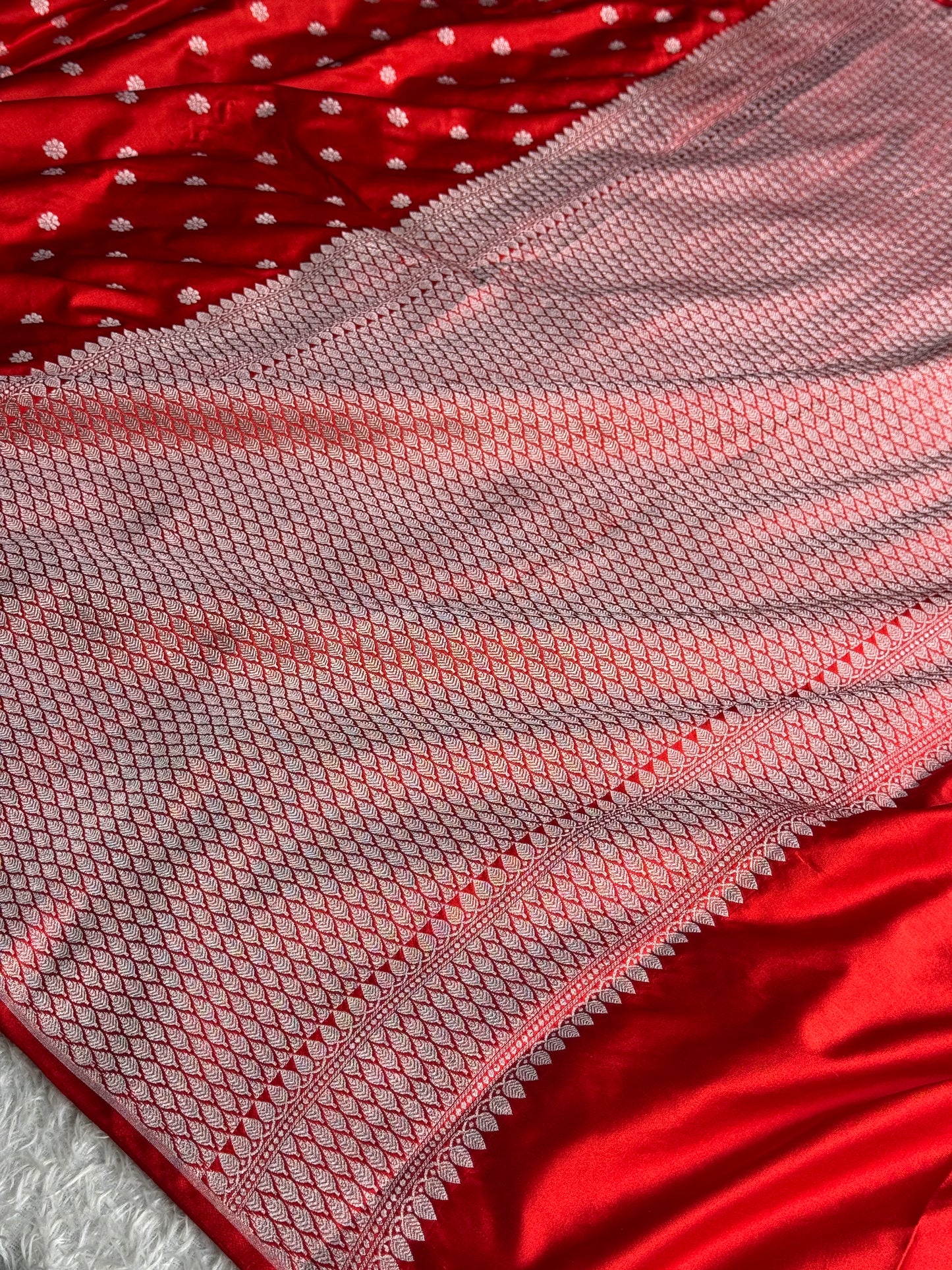Red colour premium Banarasi Mashru katan silk saree MK337