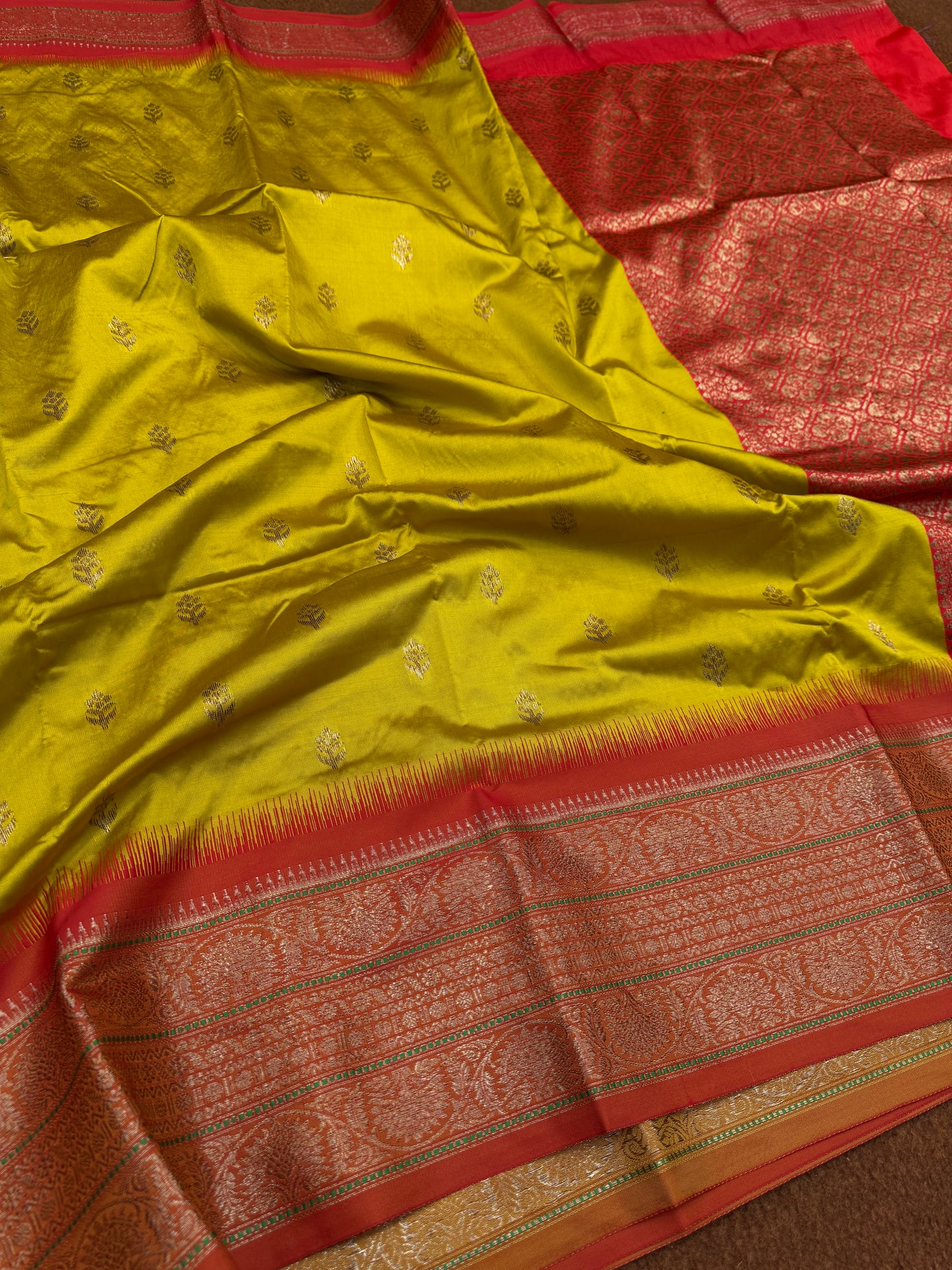 Banarasi semi katan silk saree